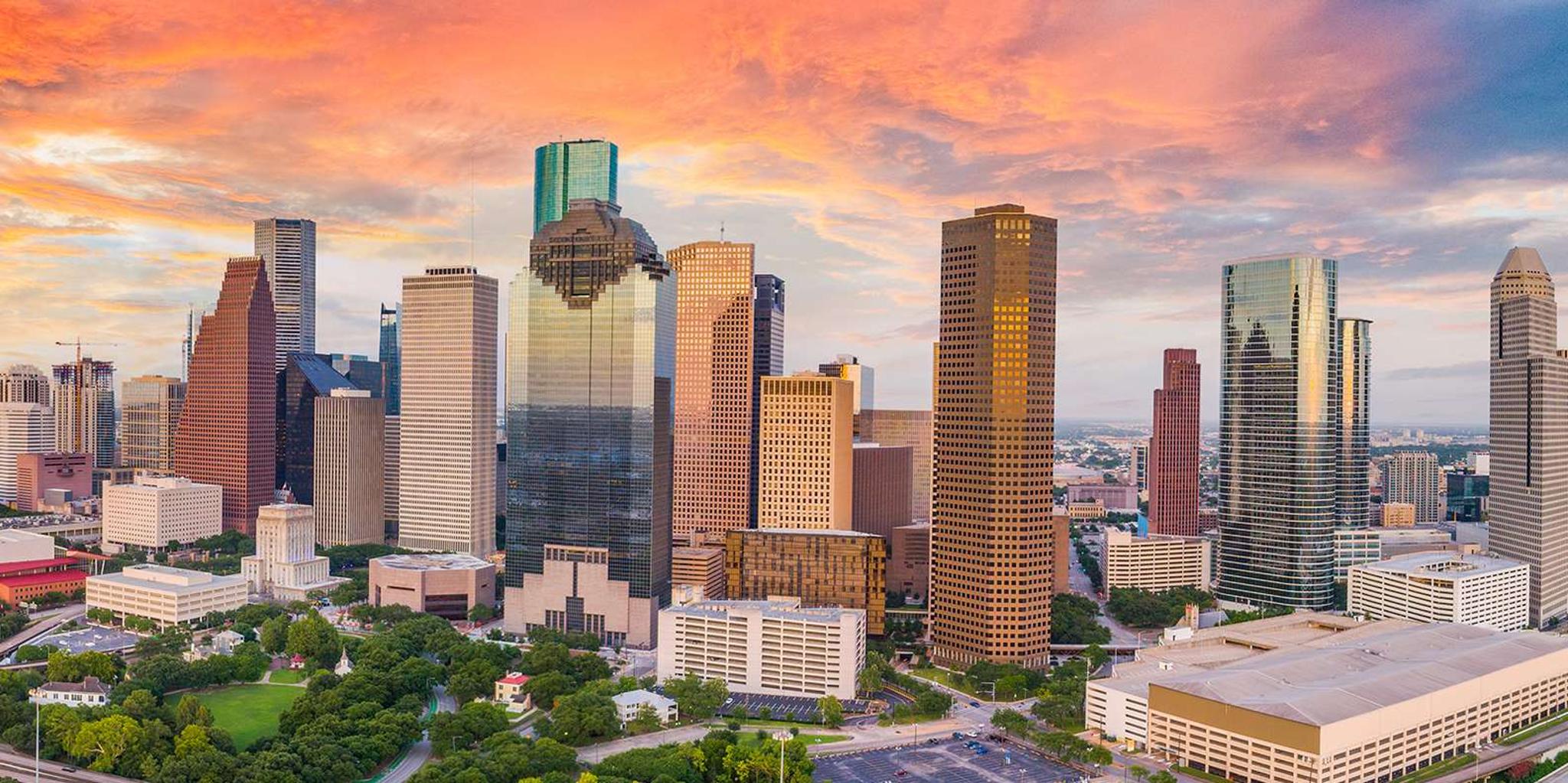 Houston Airport Private Transfer to Downtown - Image 4