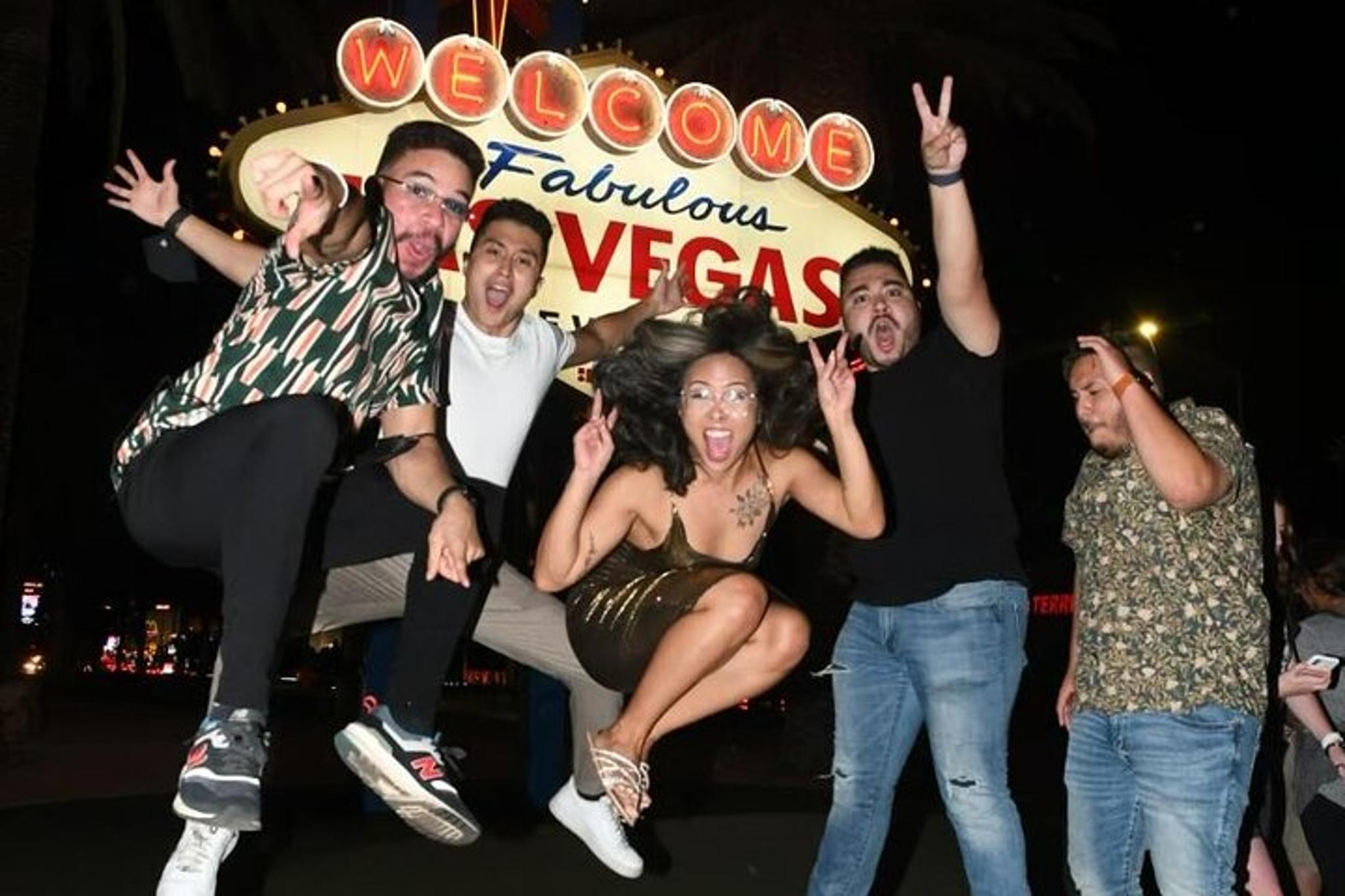 Las Vegas Nightclub Tour with Party Bus - Image 2