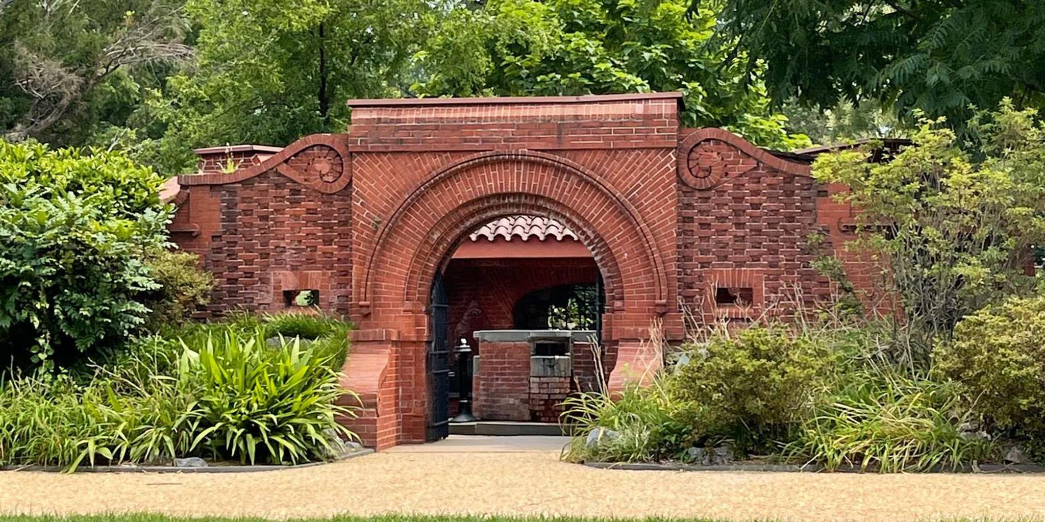 Washington DC Capitol Hill Architecture Walking Tour - Image 5