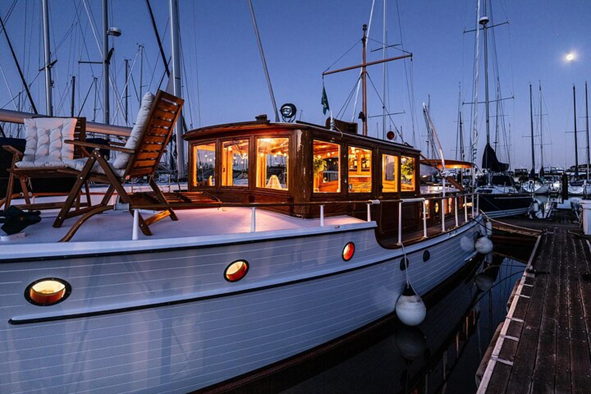 Sausalito Yacht Wine and Dine Experience