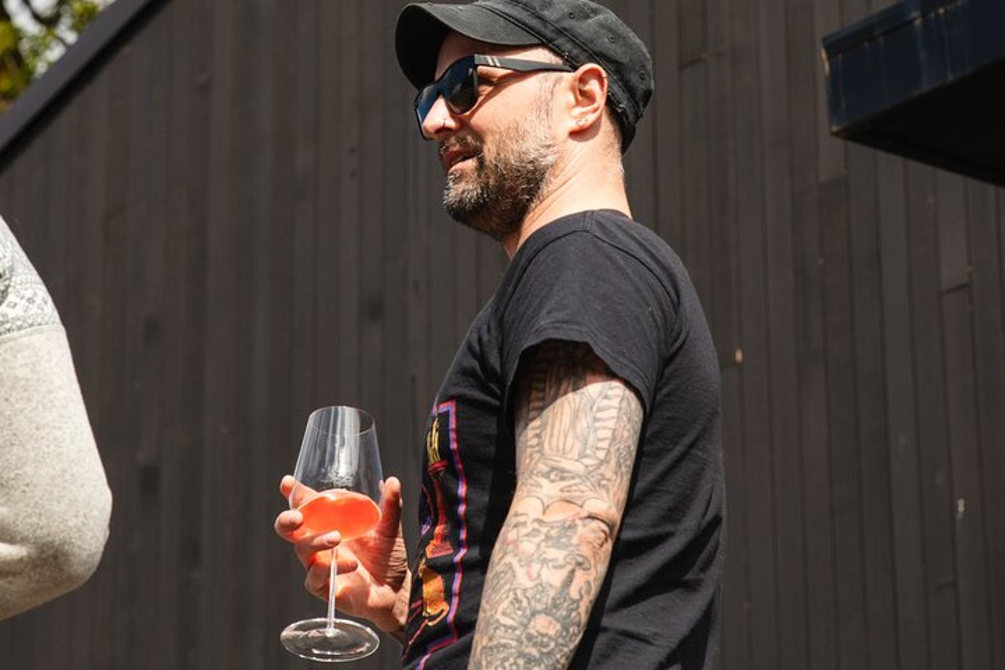 Portland Art & Wine Tour - Image 4