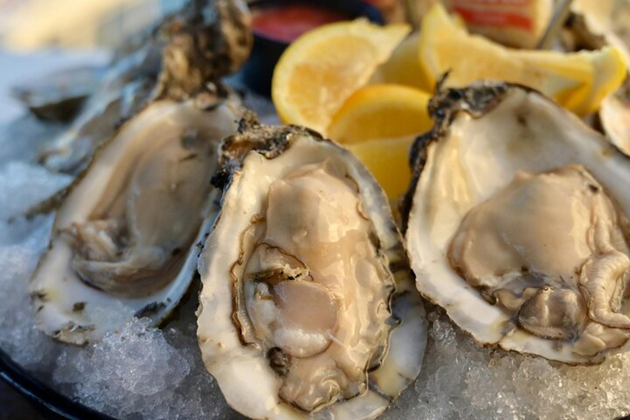 West Hollywood Food Tour at Original Farmers Market - Image 6