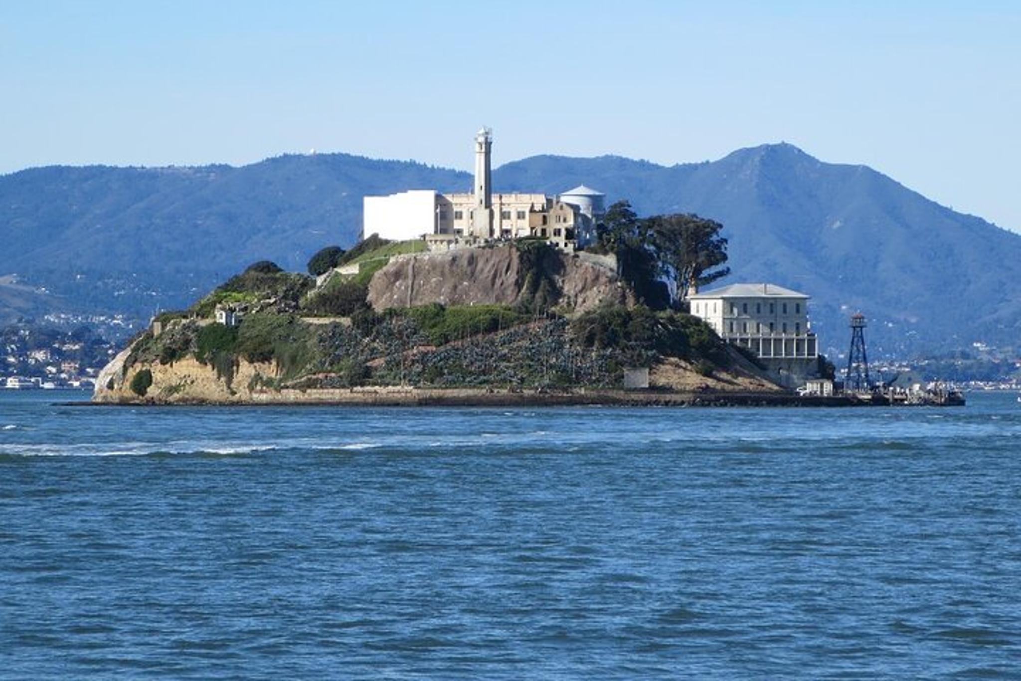 San Francisco Alcatraz Tour with E-Bike Rental