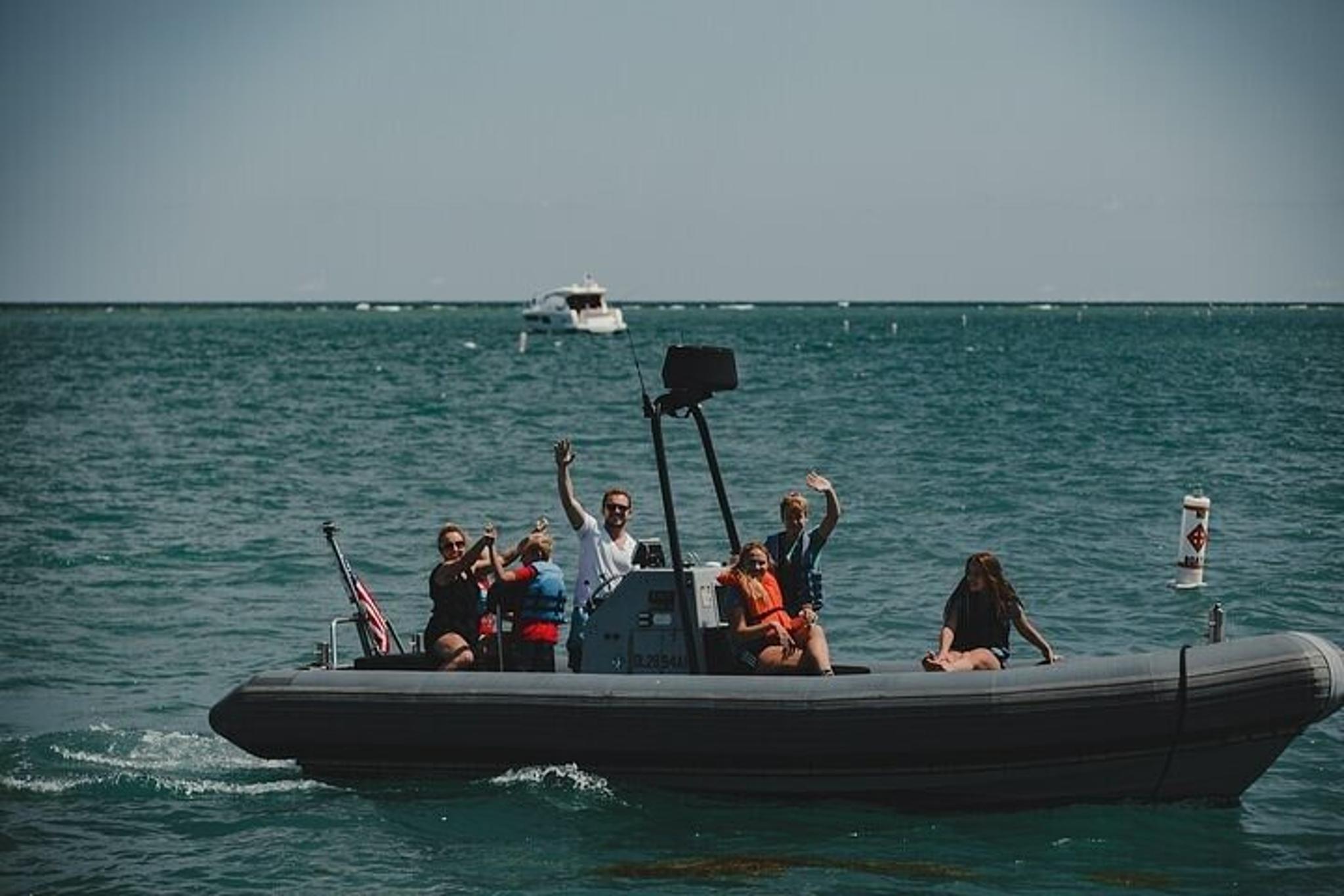 Chicago Shoreline Adventure Boat Tour - Image 5