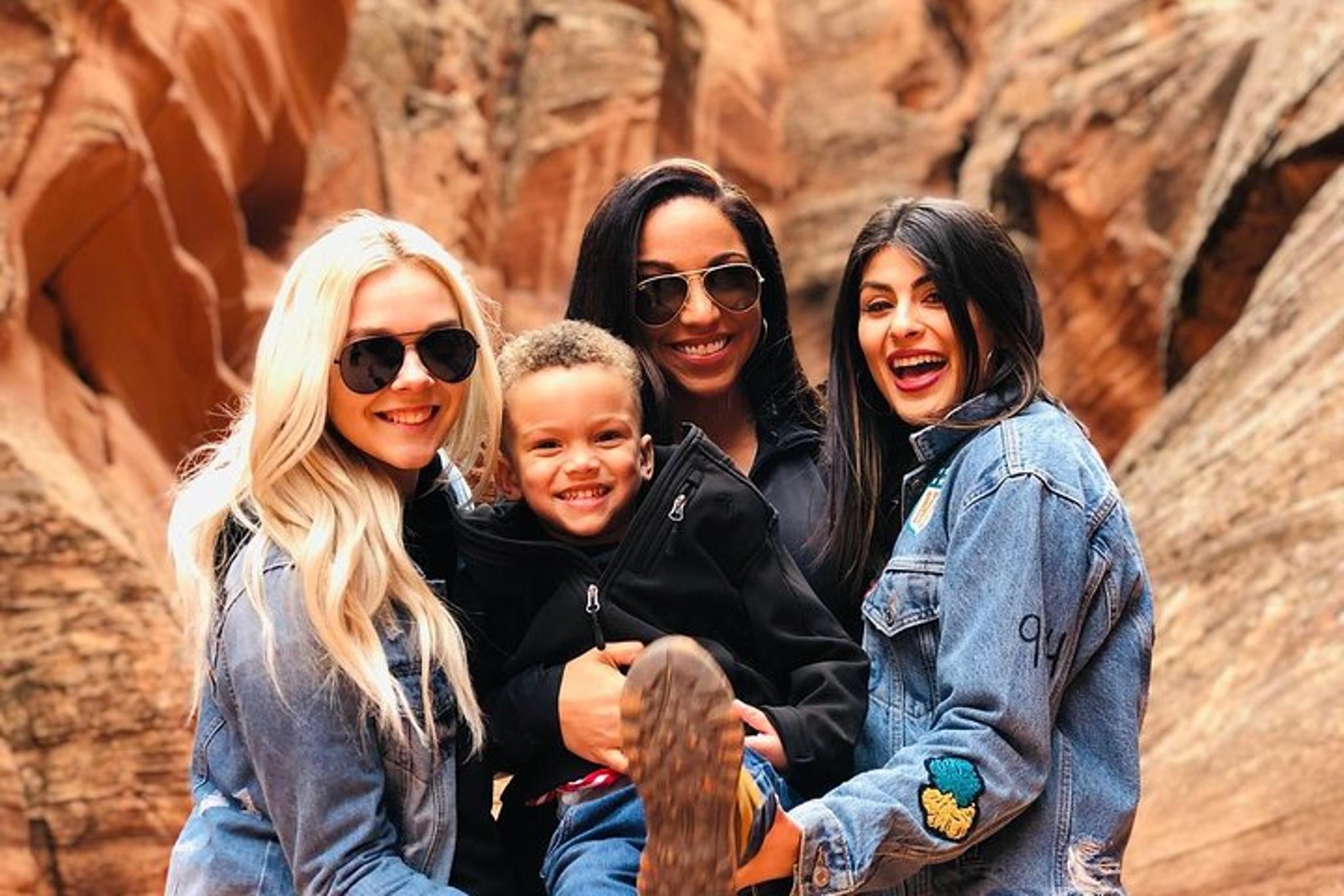 Las Vegas Antelope Canyon and Horseshoe Bend Tour - Image 4