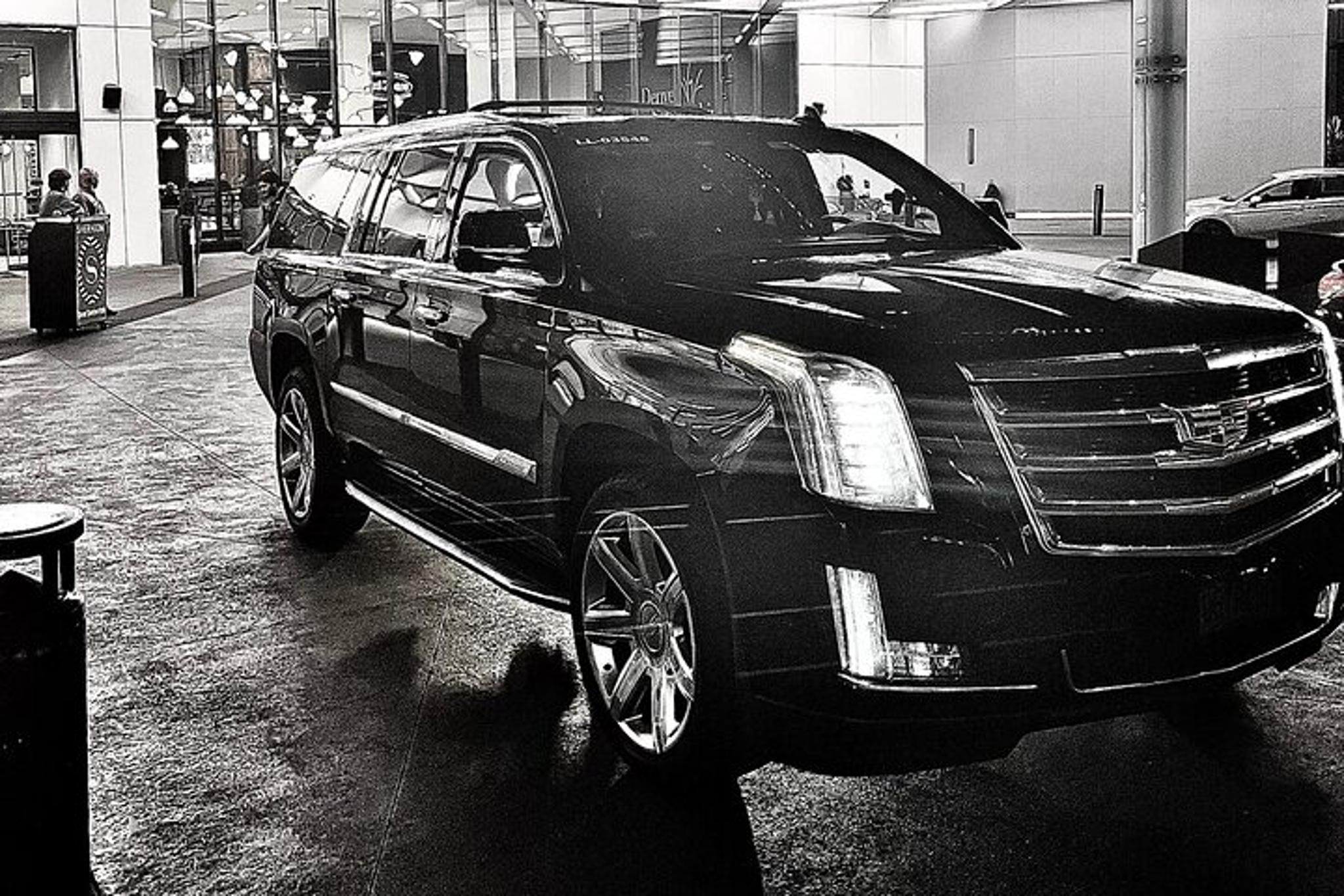 Boulder to Denver Airport Private Transportation - Image 4