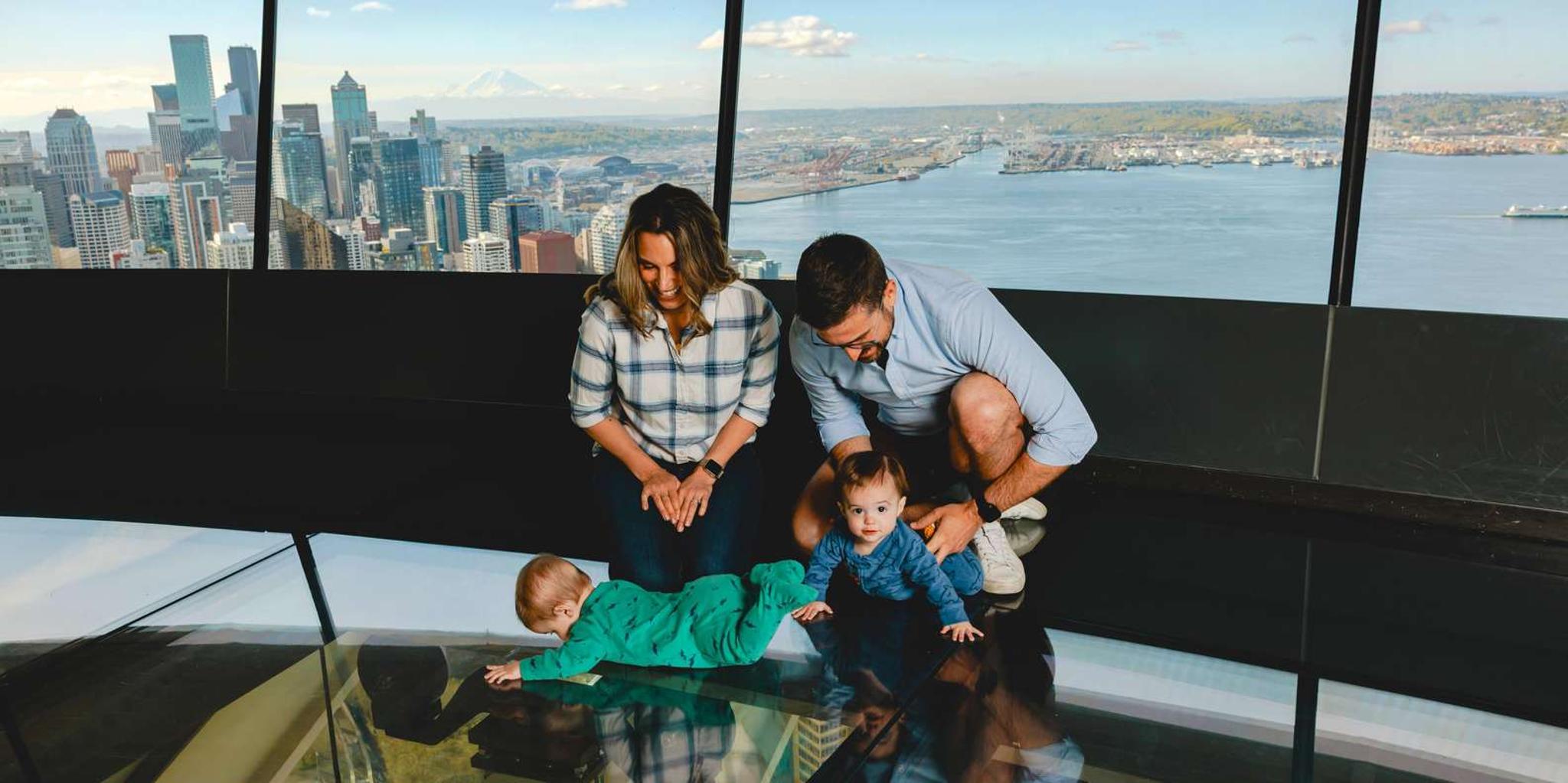 Seattle Space Needle and Chihuly Garden Tour - Image 5