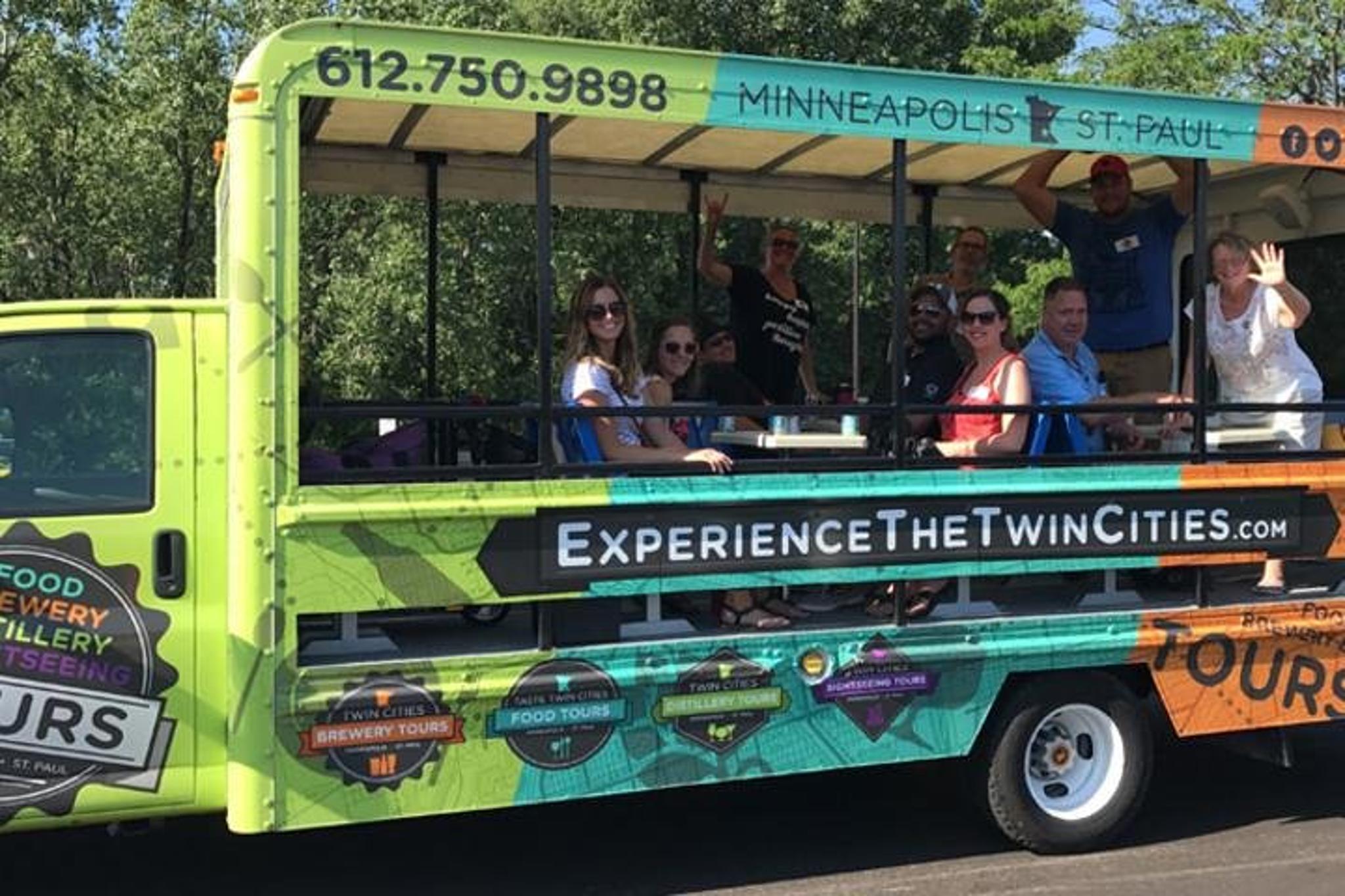 Minneapolis Landmark Bus Tour