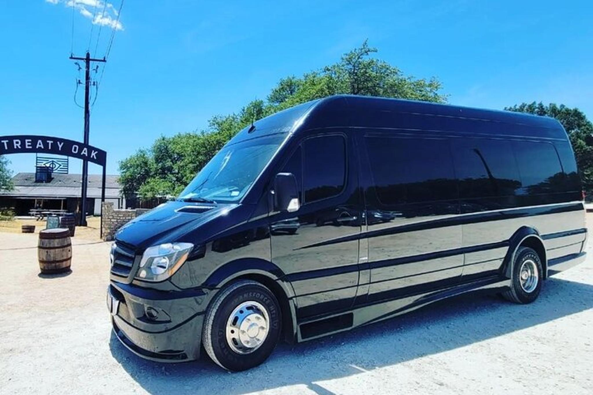 Austin Wine Tour in Limousine - Image 2