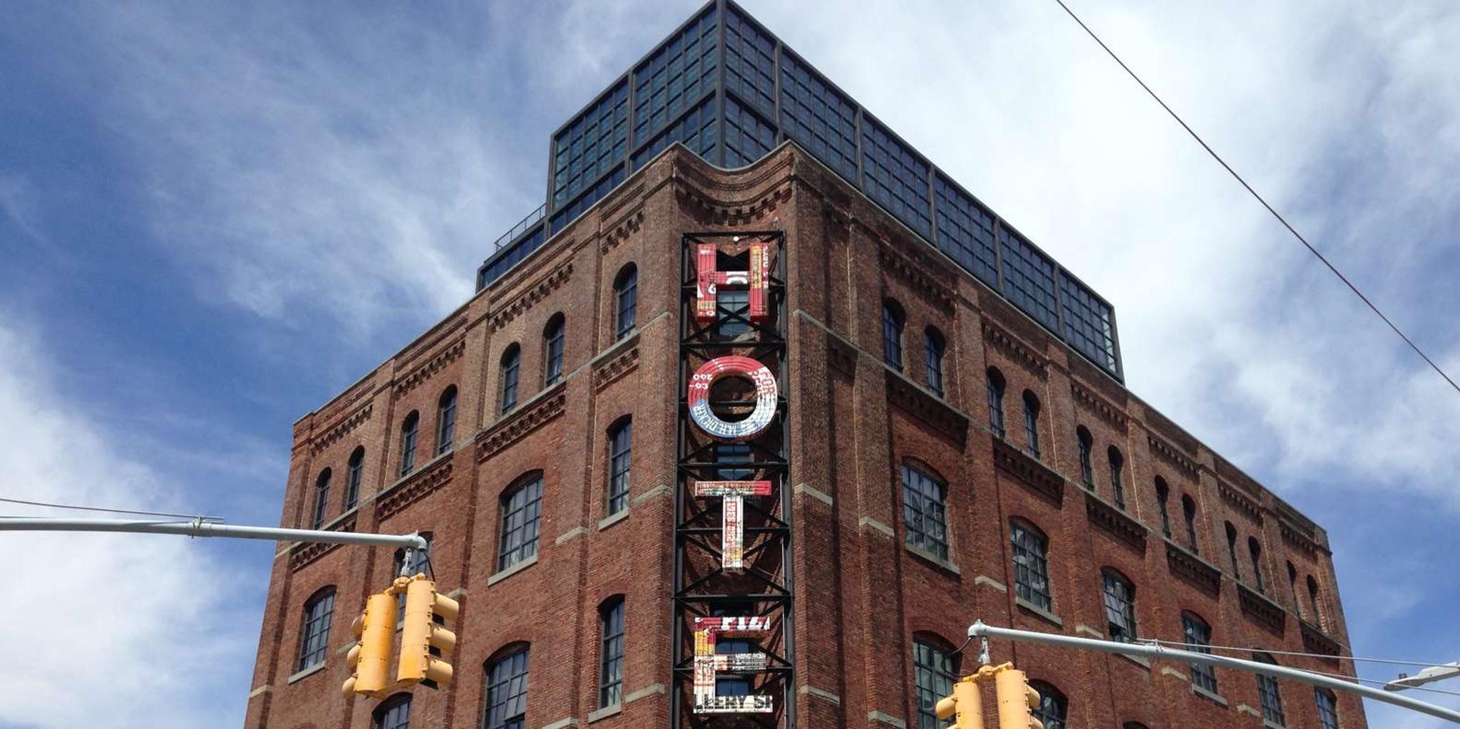 Brooklyn Walking Tour in Williamsburg - Image 5