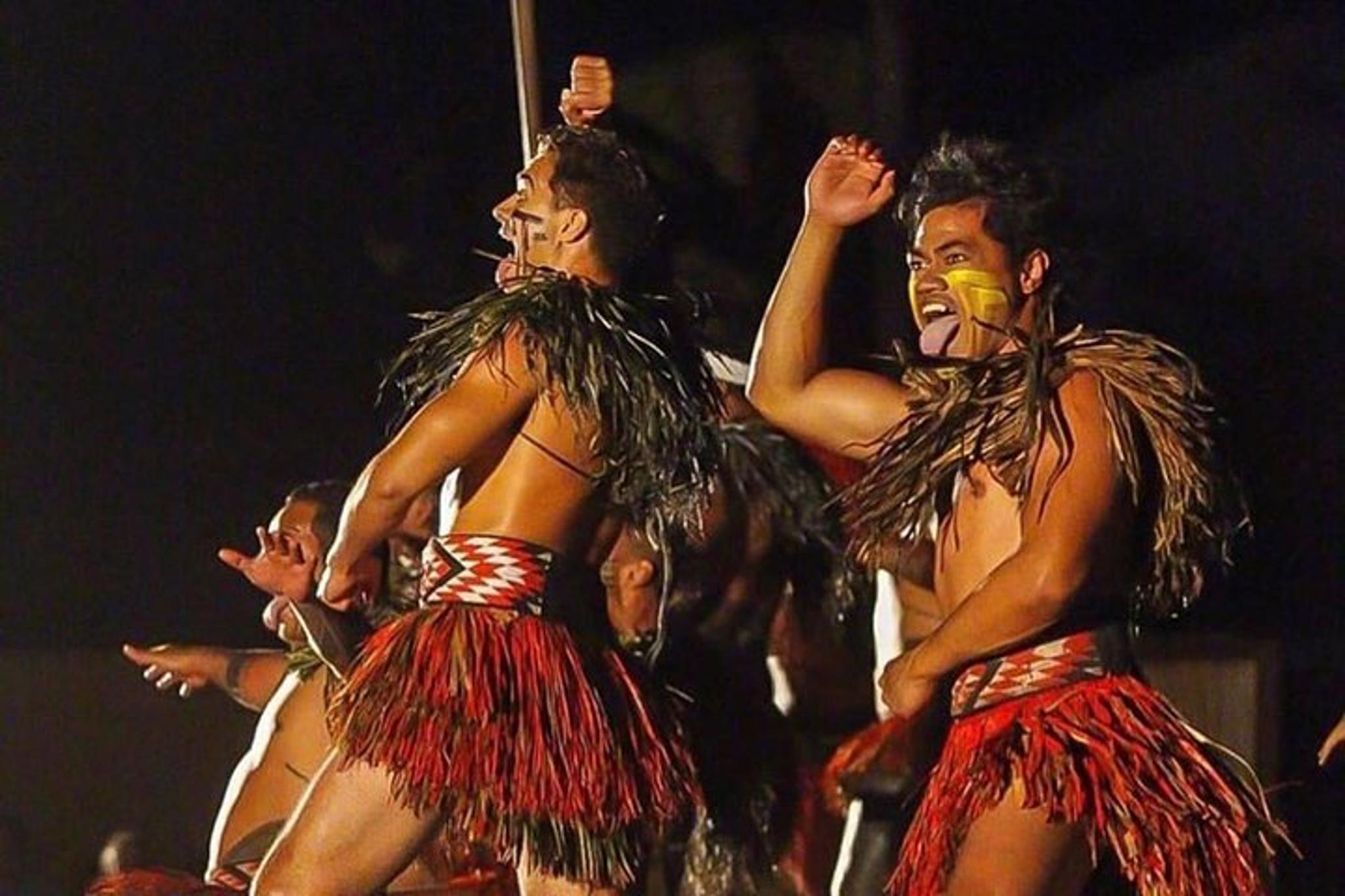 Oahu Luau Experience - Image 4