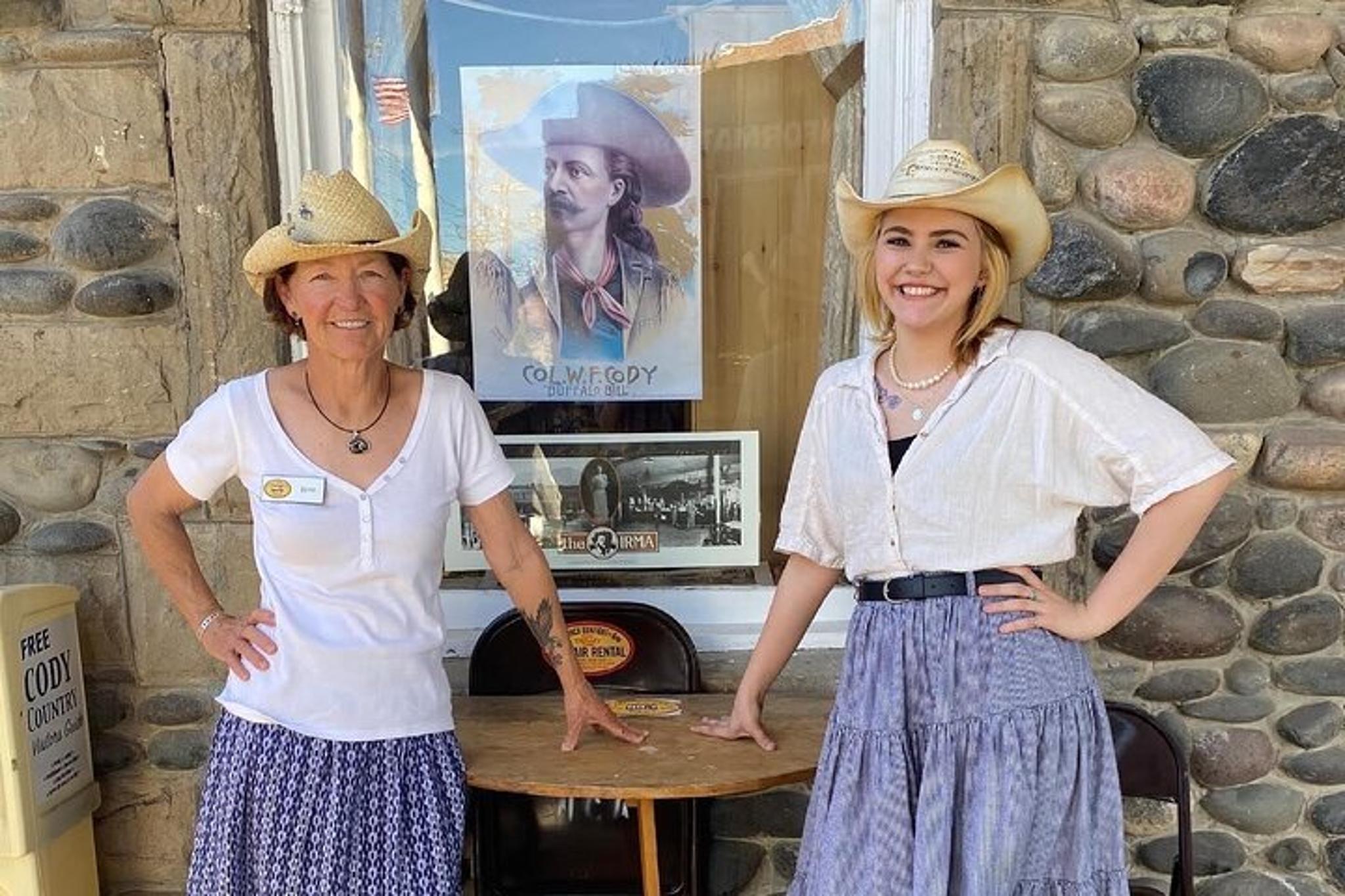 Cody Trolley Tour - Image 4