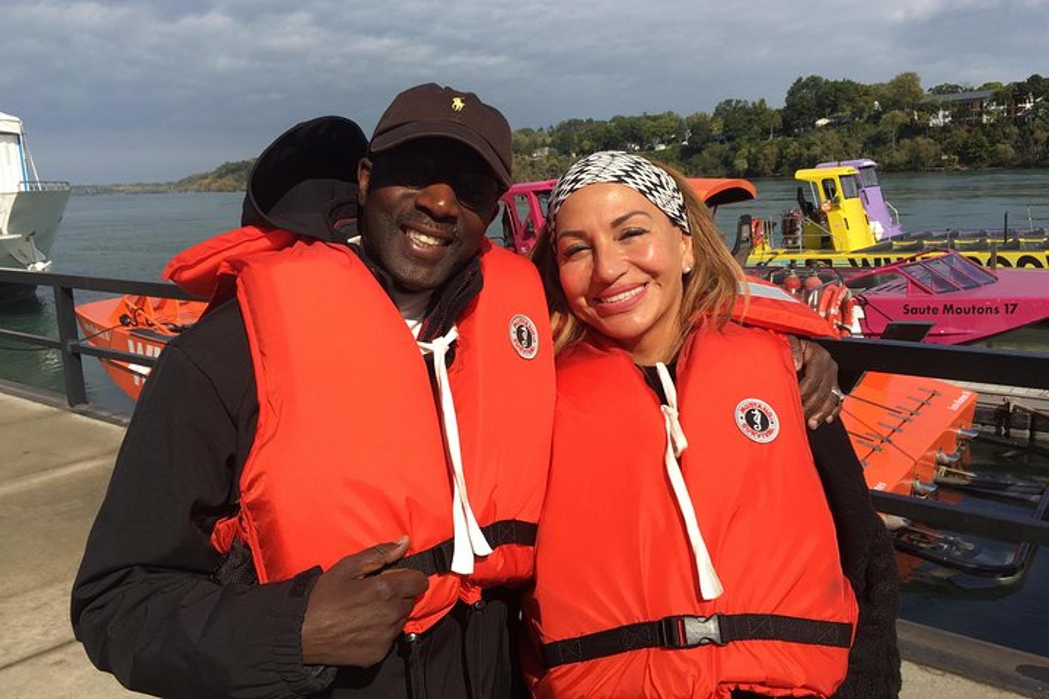 Niagara Falls Sightseeing Tour with Jetboat - Image 5