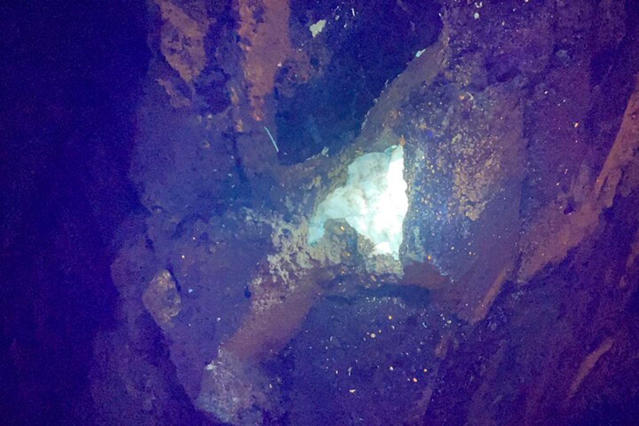 Bisbee Rockhounding Tour at Night - Image 4