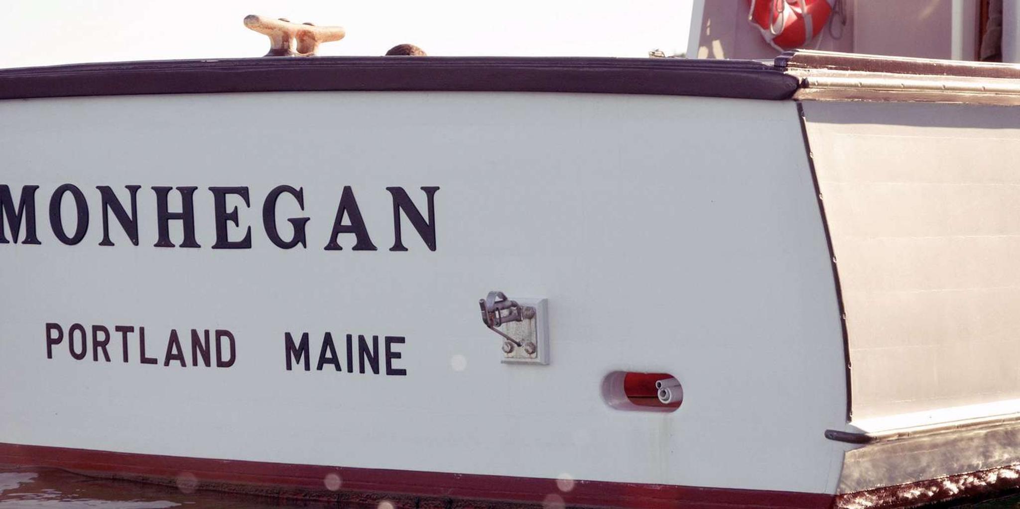 Portland Private Lobster Boat Charter with Drinks - Image 4