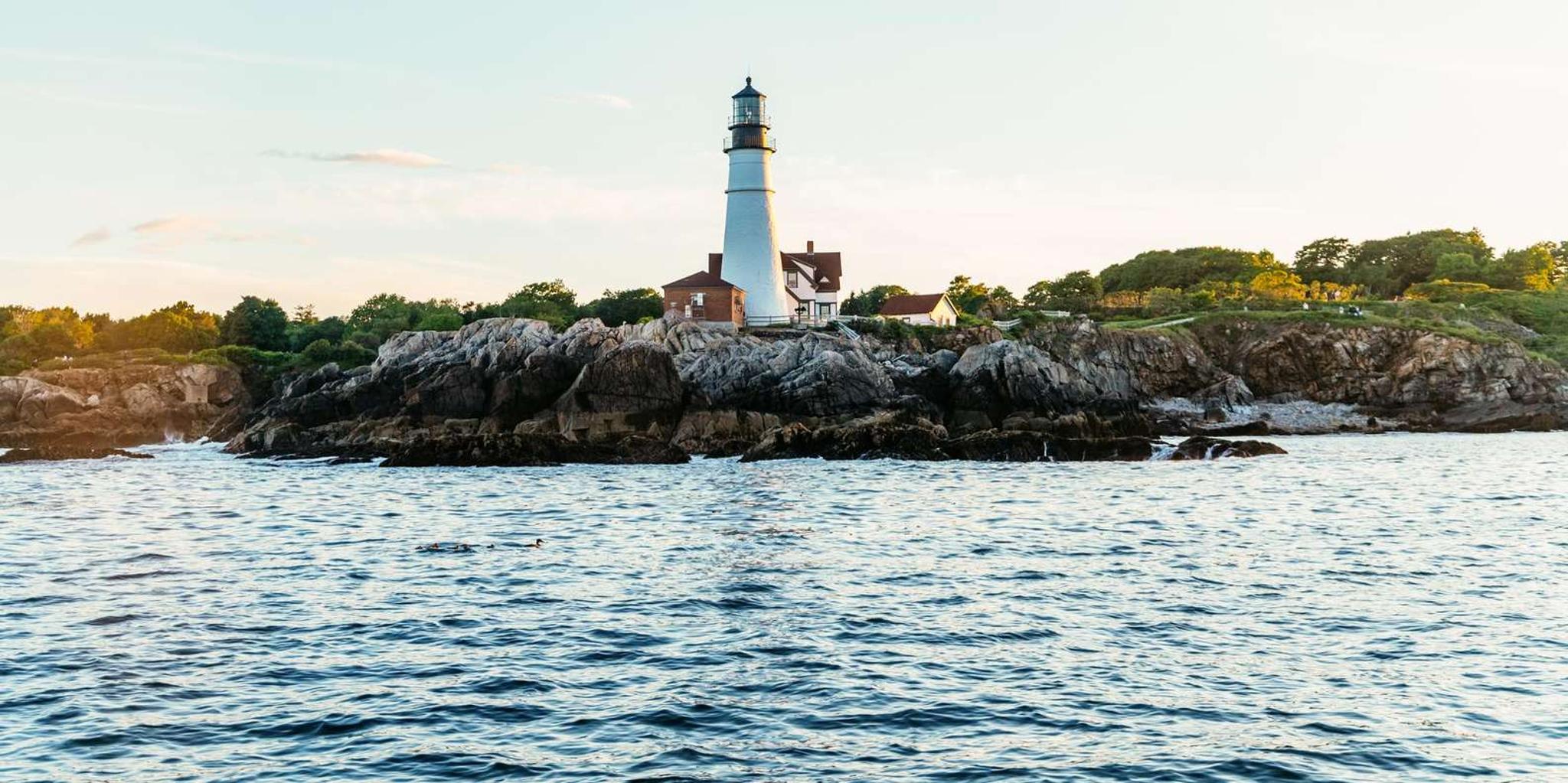 Portland Sunset Lighthouse Cruise - Image 2