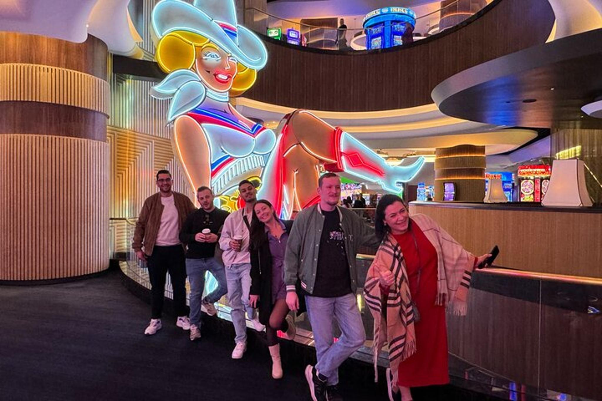 Las Vegas Downtown Tour - Image 4