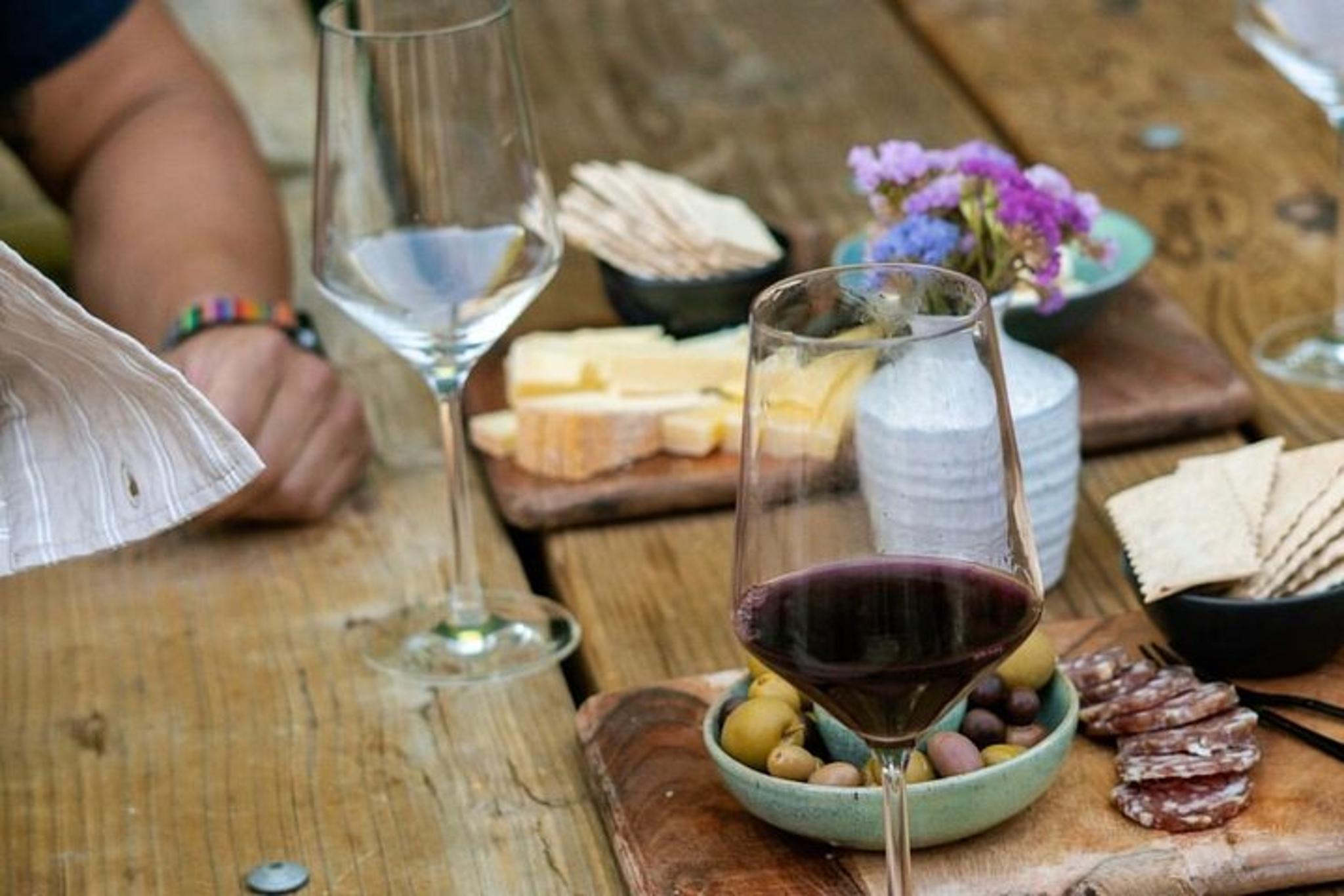 Napa Wine Pairing Tour with Sommelière - Image 4