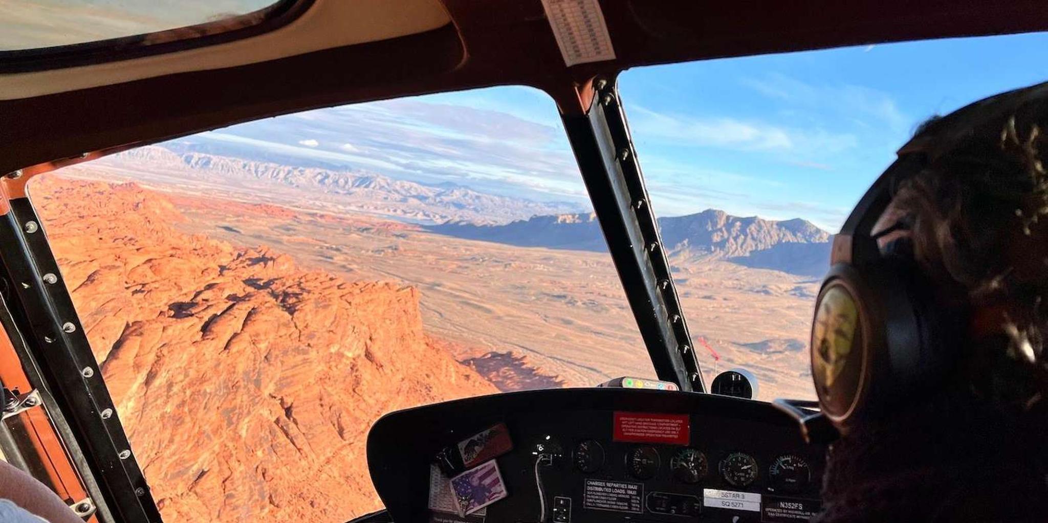 Las Vegas Grand Canyon Helicopter Tour with Valley of Fire Landing - Image 3