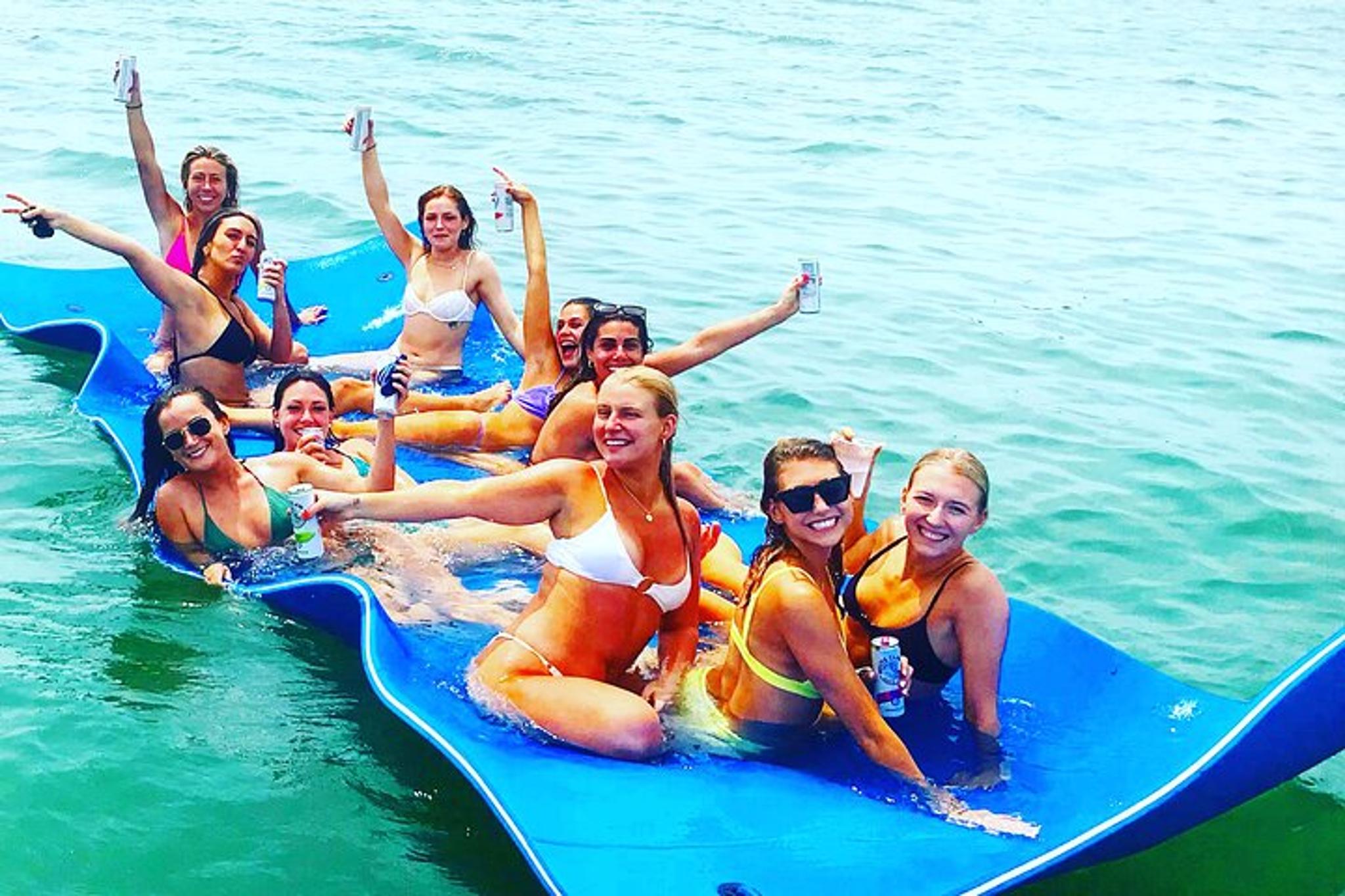 Miami Boat Rental to Sandbars - Image 6