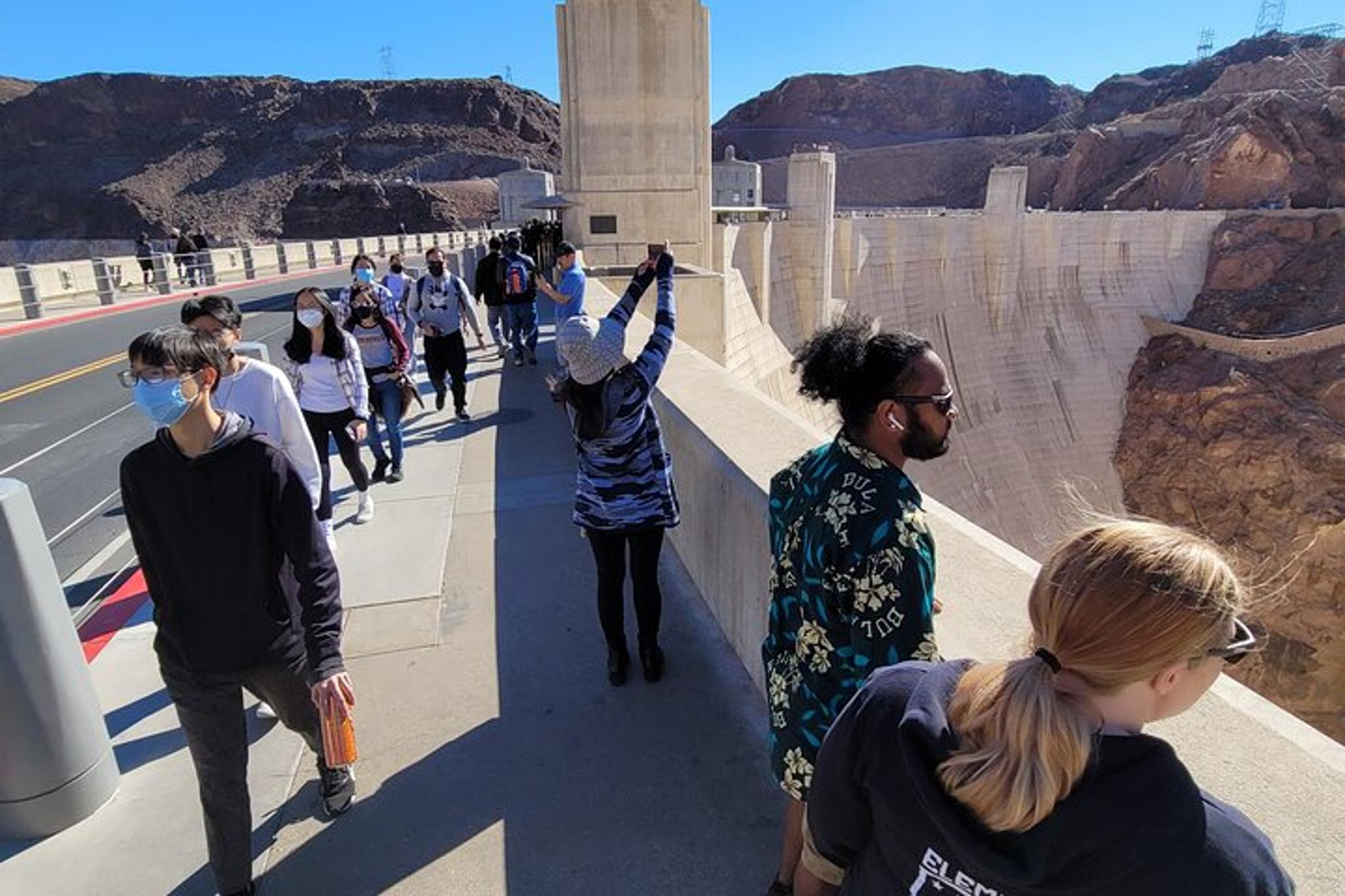Hoover Dam Private Tour by SUV - Image 5