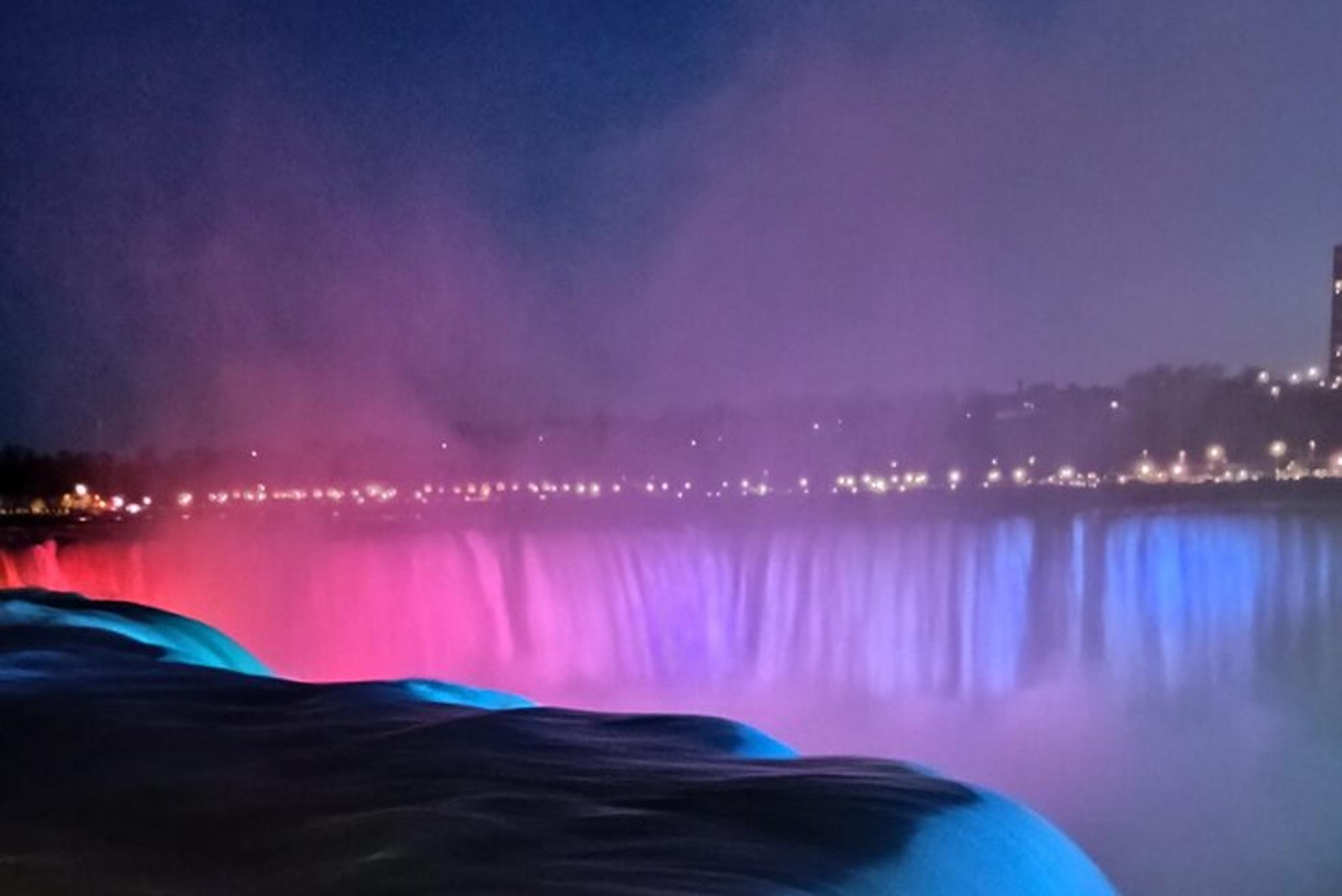 Niagara Falls Cave of the Winds Night Tour - Image 2