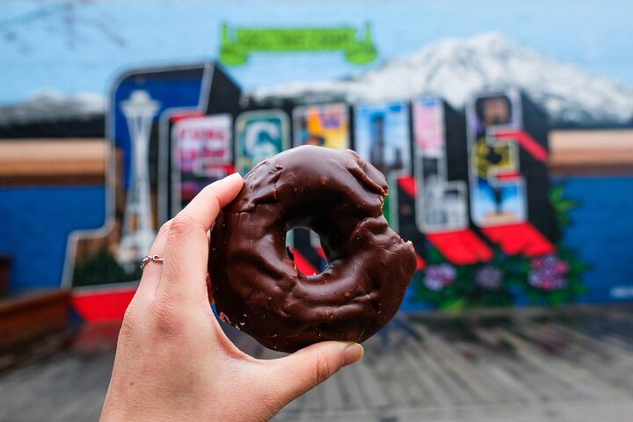 Seattle Food Tour: Donuts & Holiday Cheer - Image 5