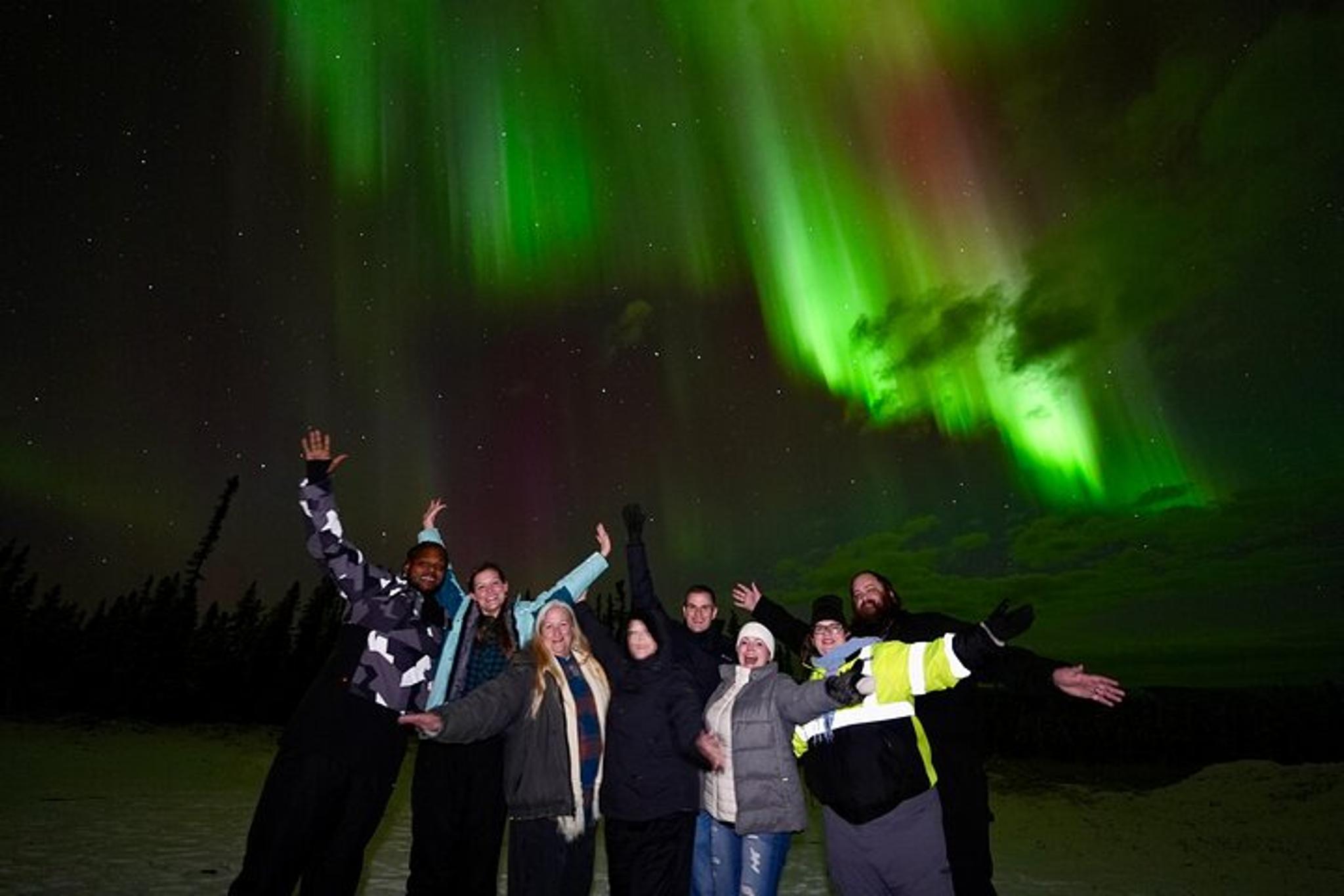 Fairbanks Aurora Viewing Cabin with Photography 4.5 hr - Image 4