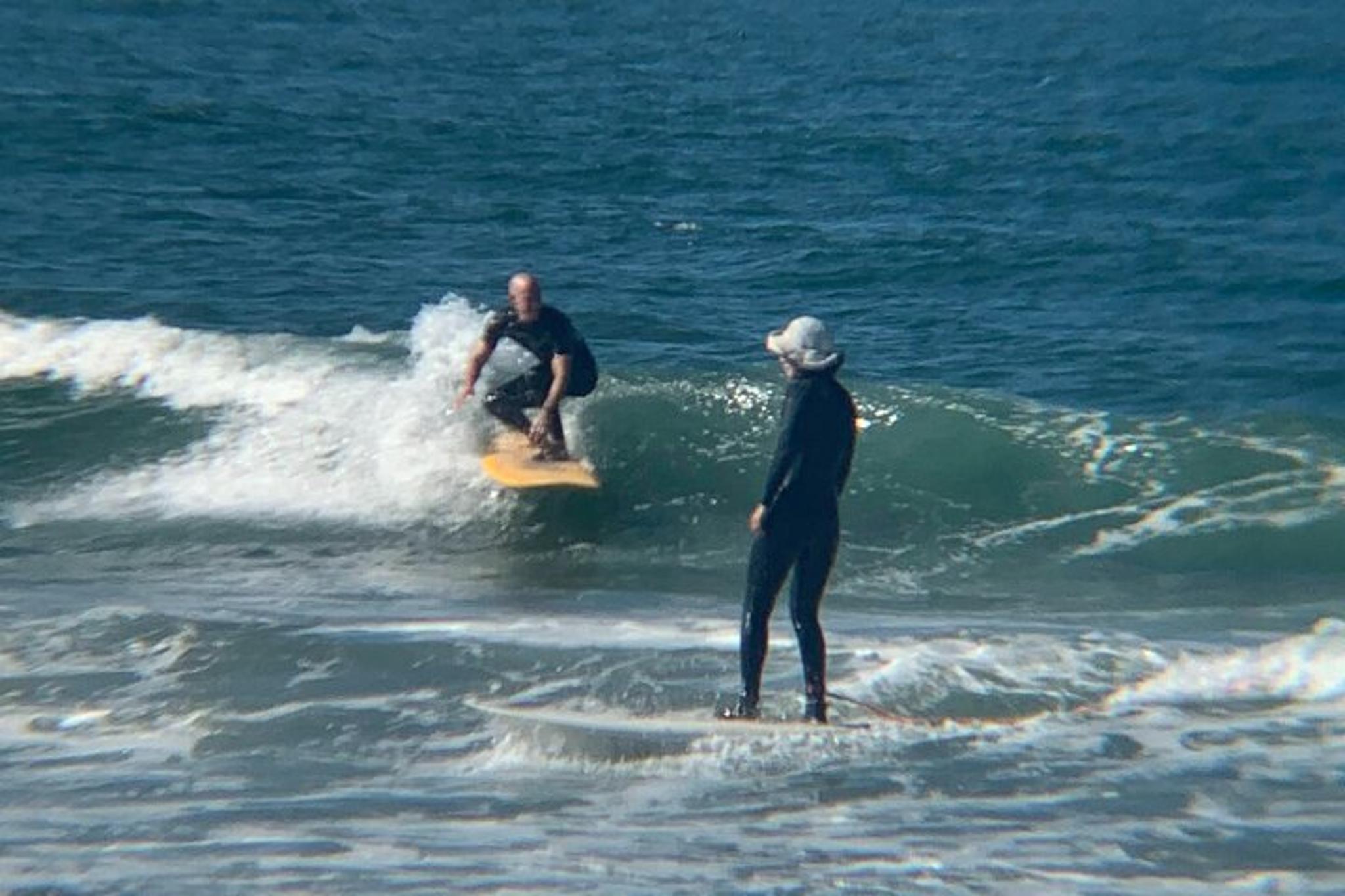 Huntington Beach Surf Lesson 75 min - Image 3