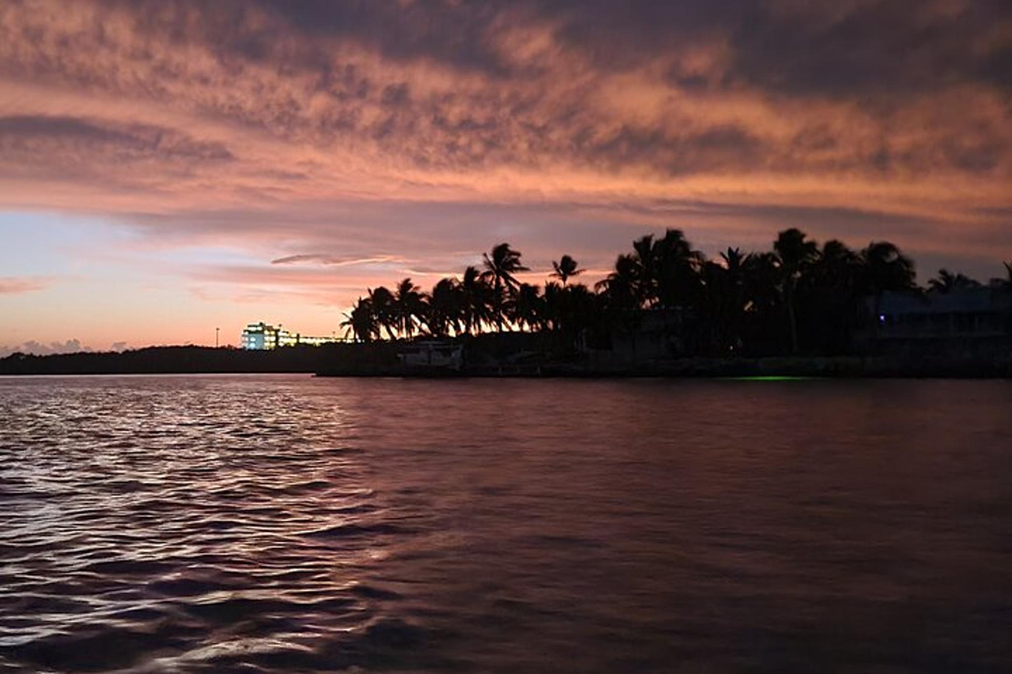 Tavernier Kayak Adventure at Sunset - Image 3