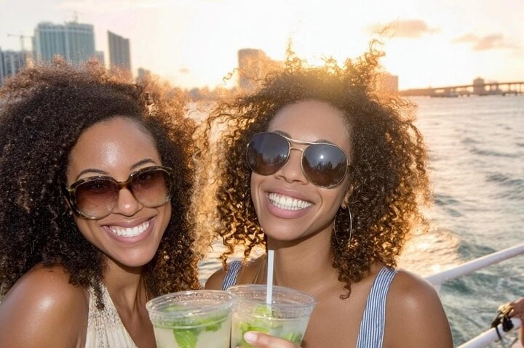 Miami Walking and Boat Tour 5-Hour Combo - Image 4