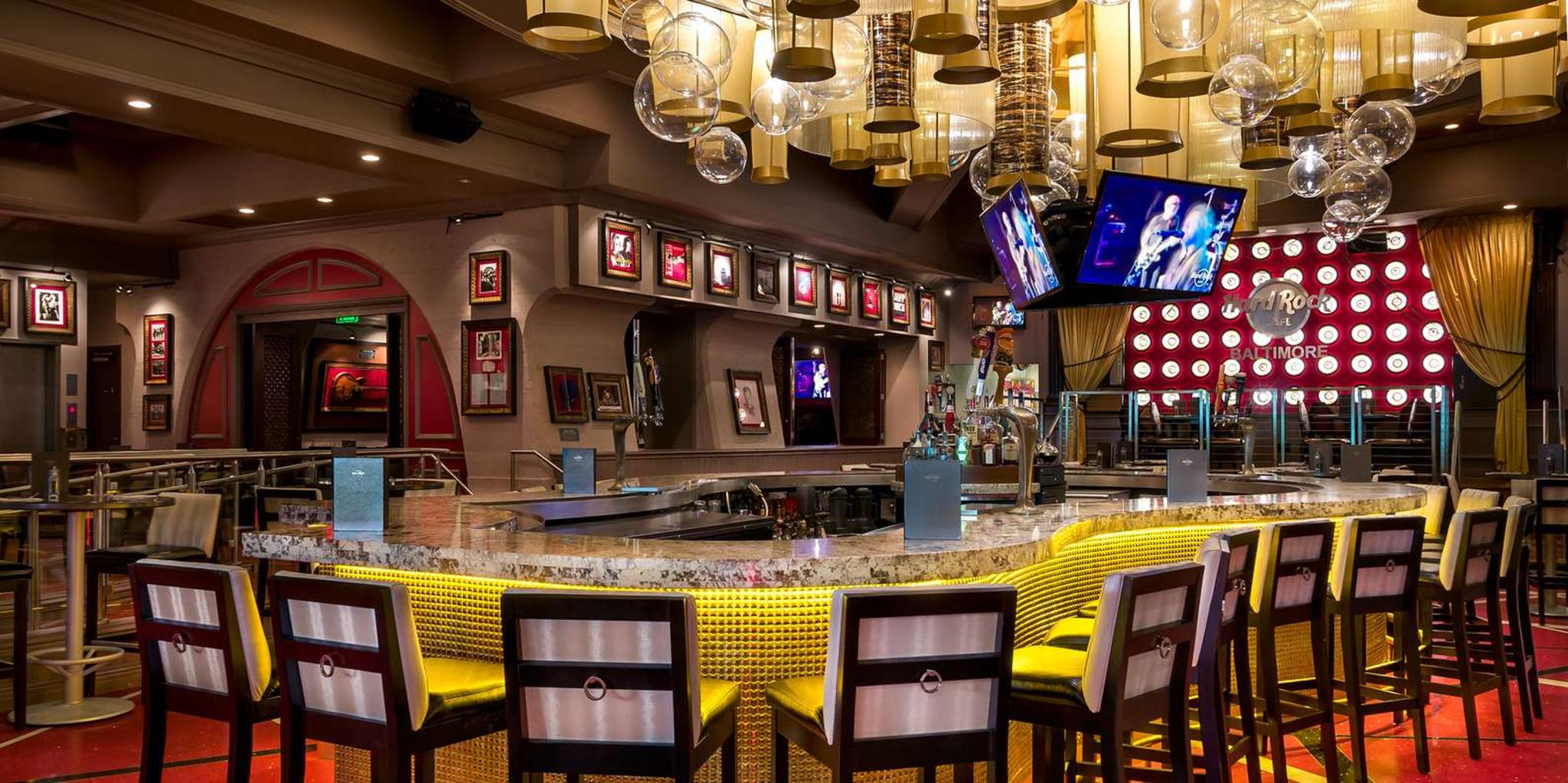 Baltimore Hard Rock Cafe Dining Experience - Image 4