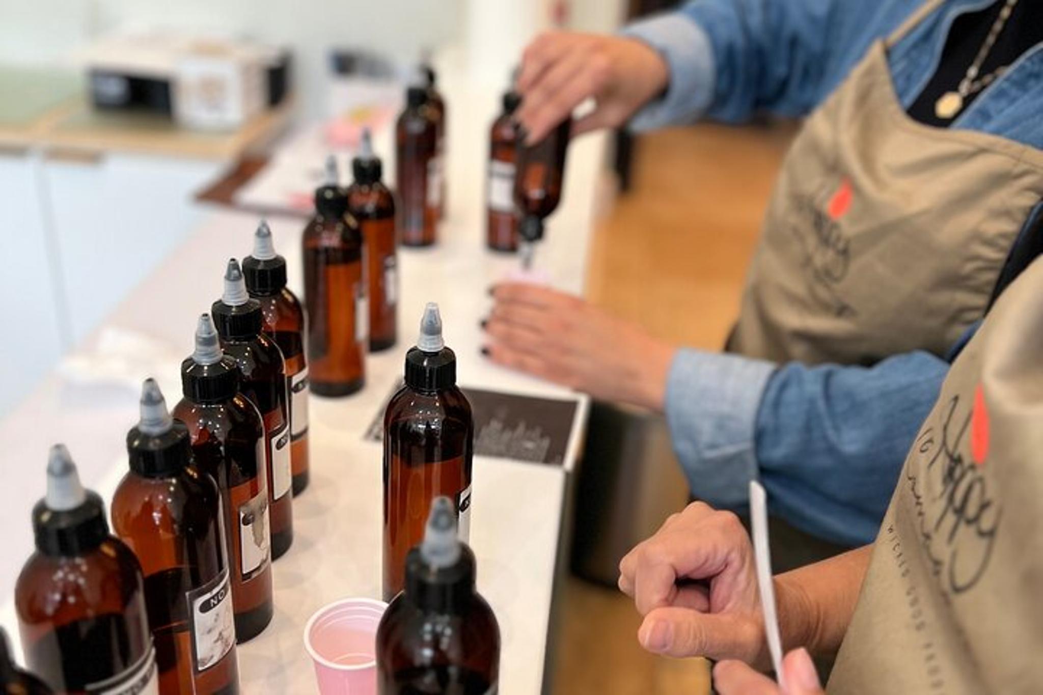 Chattanooga Candle Making Experience 1 hr - Image 1