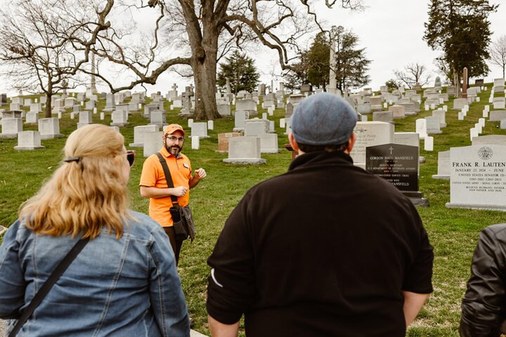 Arlington Cemetery Walking Tour: Kennedy Memorials & Guard Ceremony