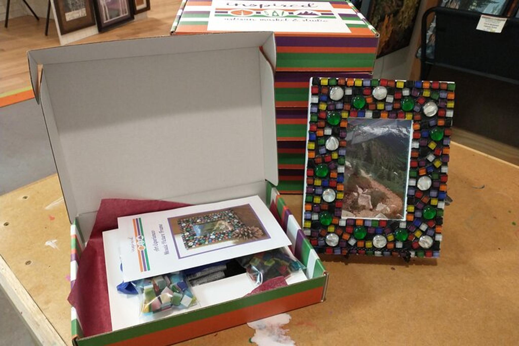 Estes Park Mosaic Picture Frame Art Kit - Image 4