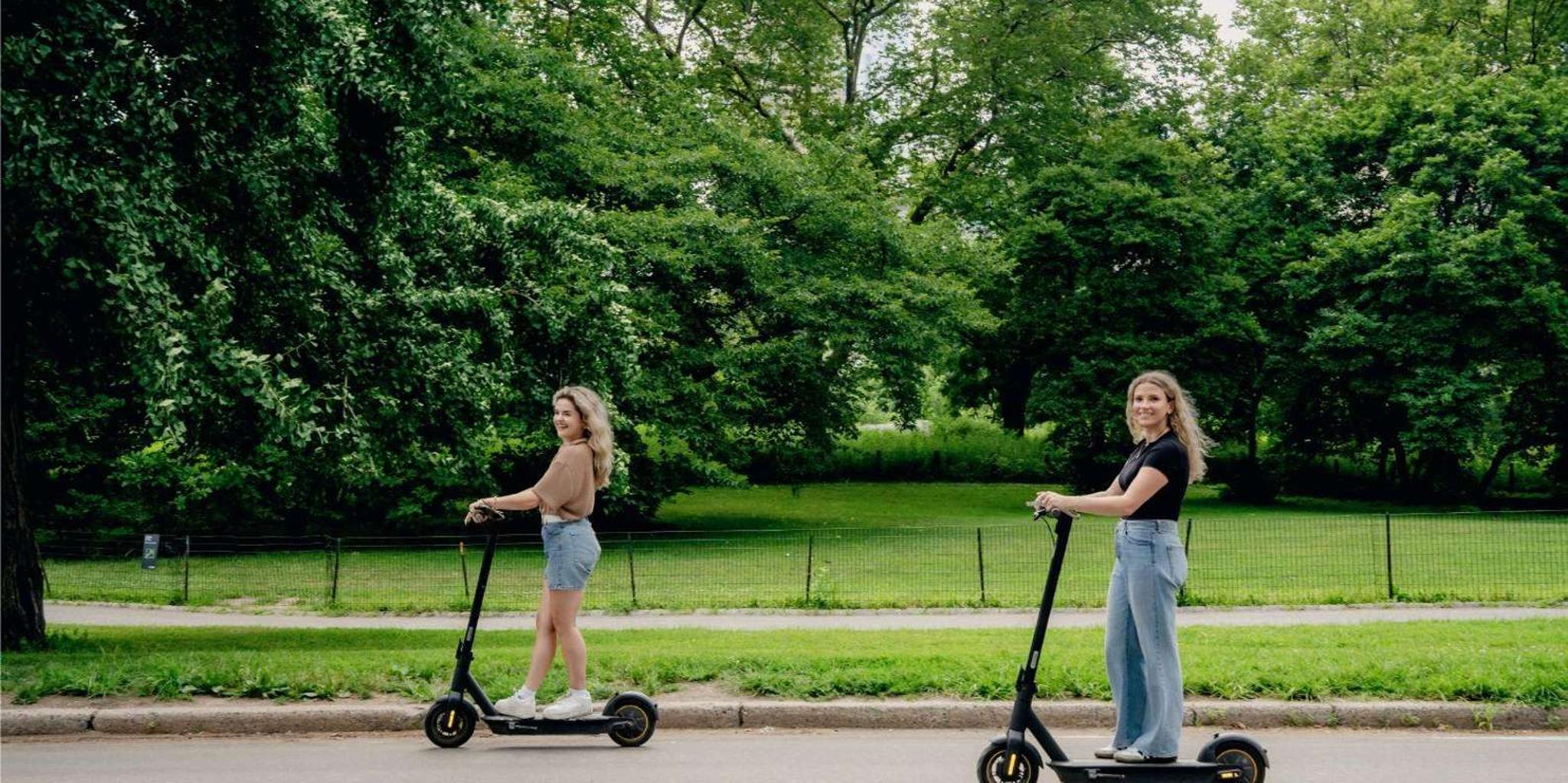 New York E-Scooter City Tour 1 hr - Image 6