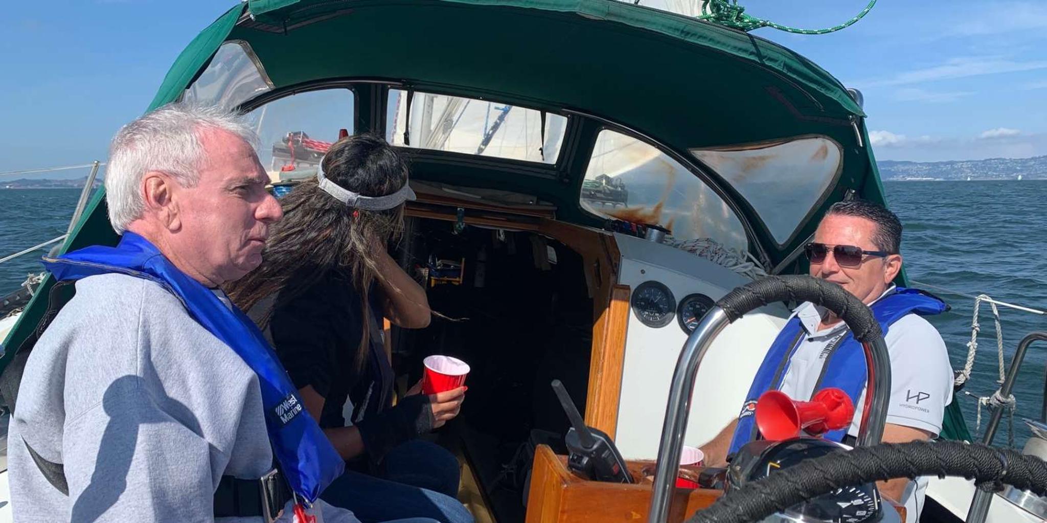 San Francisco Private Sailing Experience 2 hr - Image 4