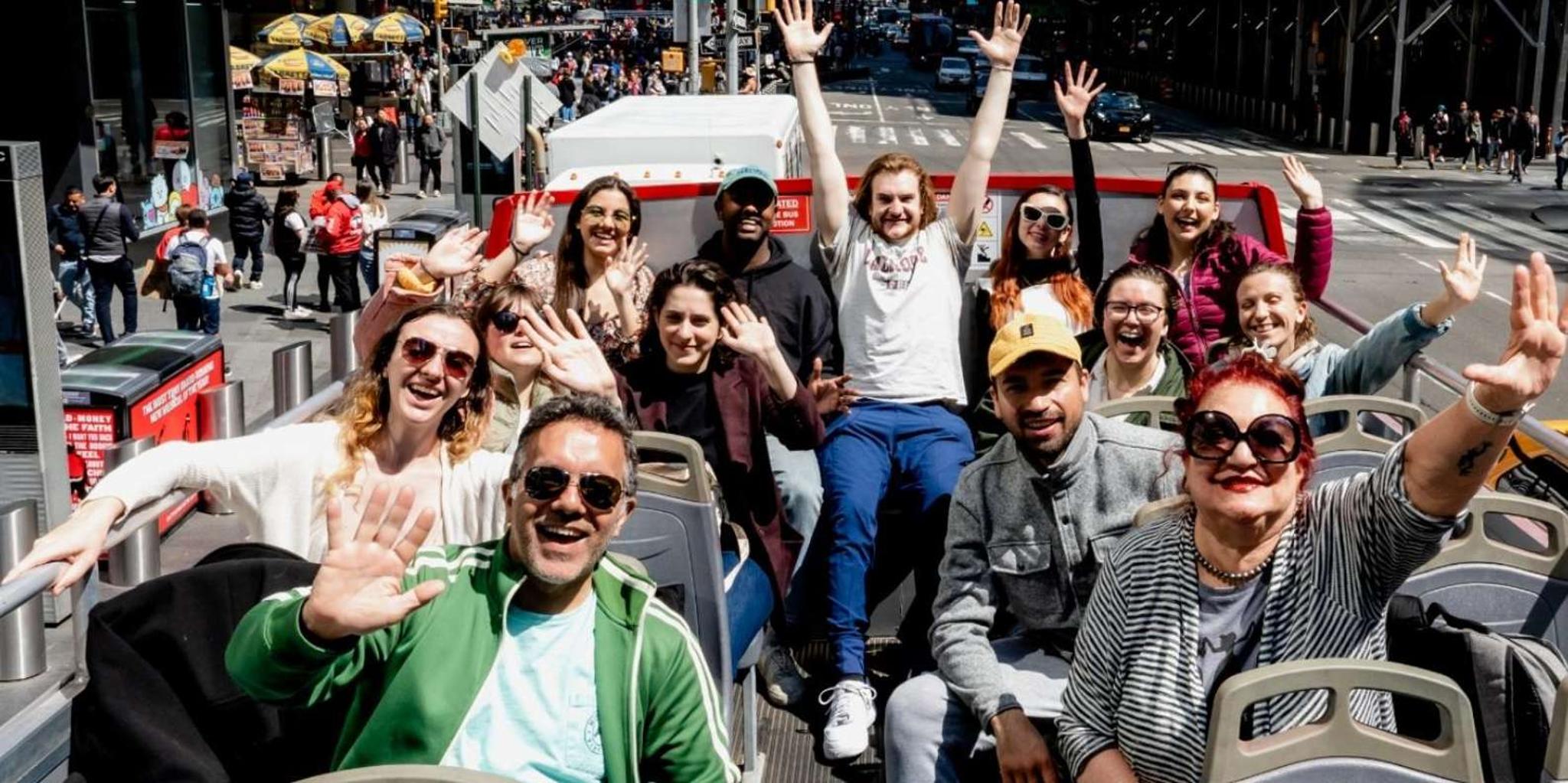 New York City Hop-On Hop-Off Sightseeing Tour - Image 3