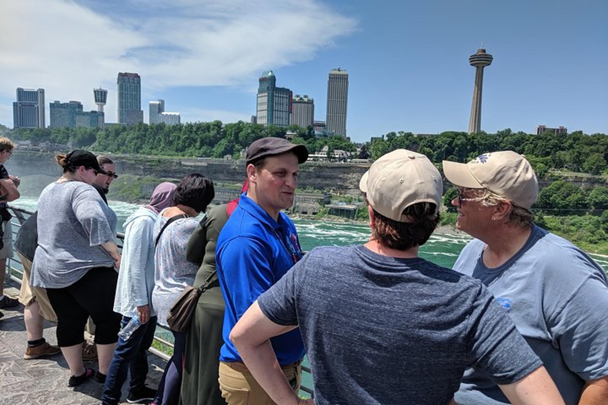 Niagara Falls Boat Ride and Tour - Image 2