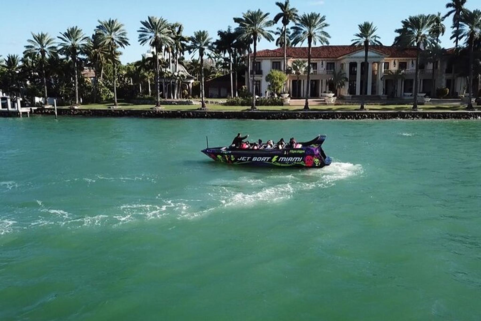 Miami Speedboat Ride and City Tour - Image 1