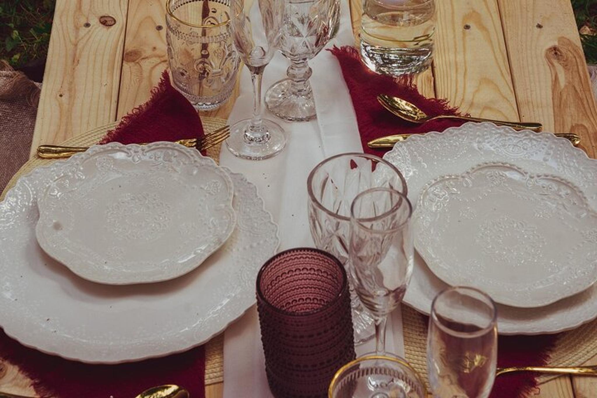 Philadelphia Outdoor Picnic Experience - Image 4