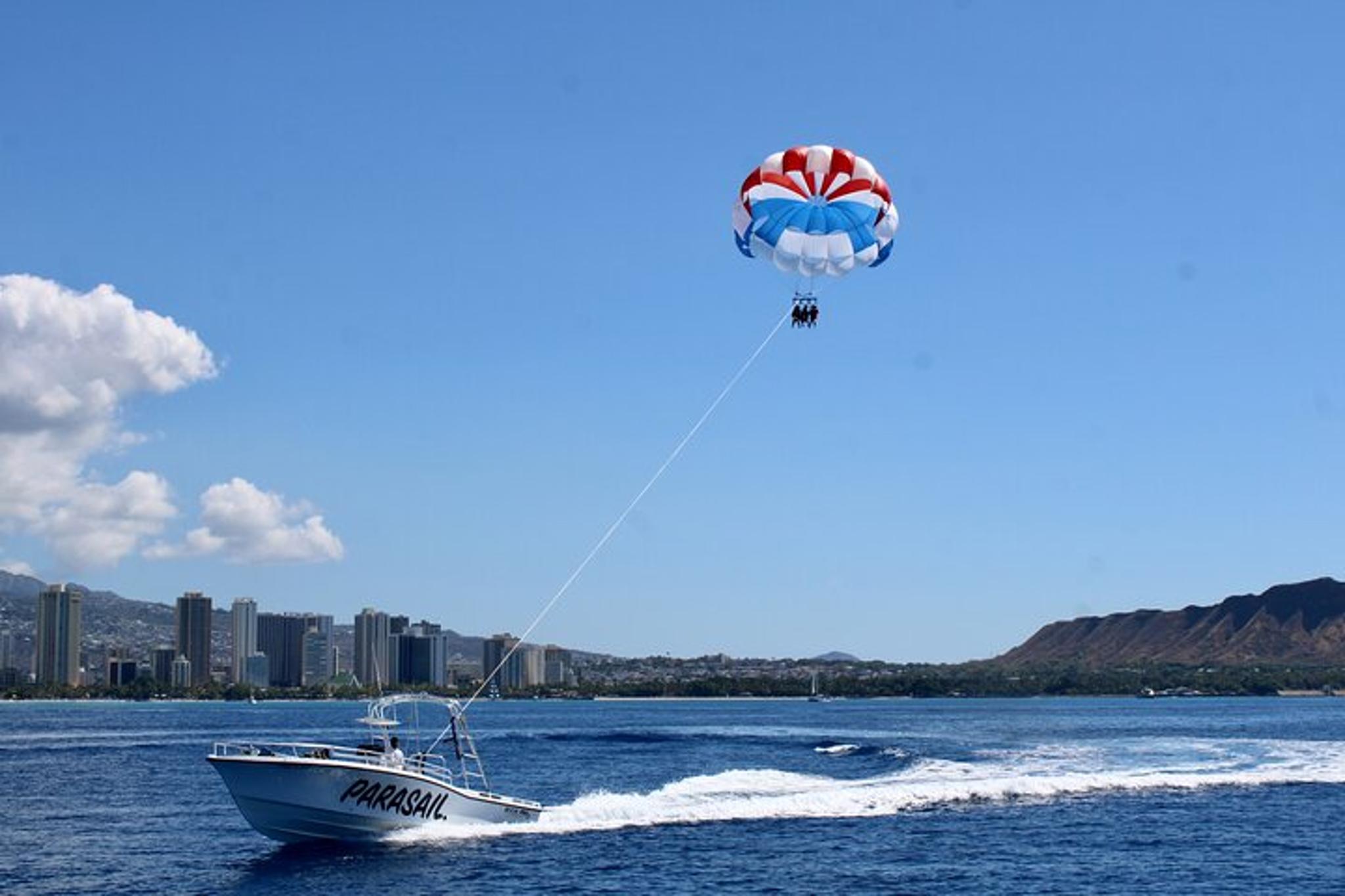 Waikiki Parasailing Adventure - Image 2