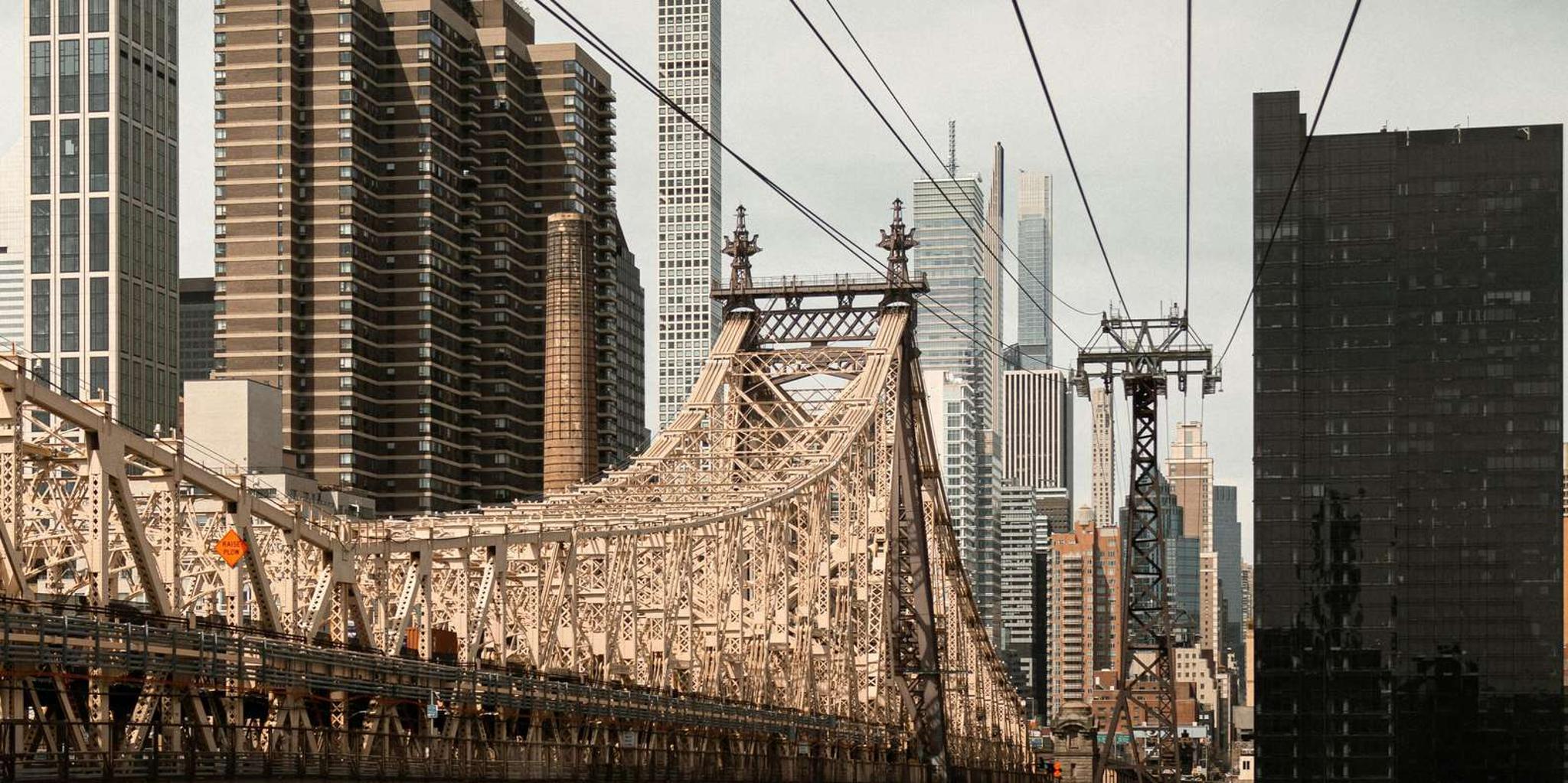 New York Walking Tour of Hidden Gems and Iconic Sites - Image 4