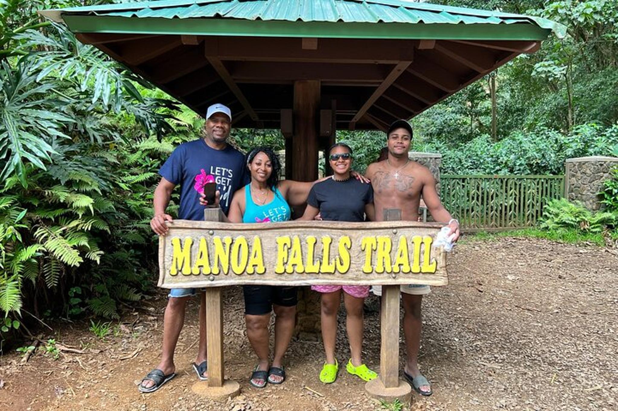 Honolulu Culture Tour with Kimono, Temple & Sushi - Image 1