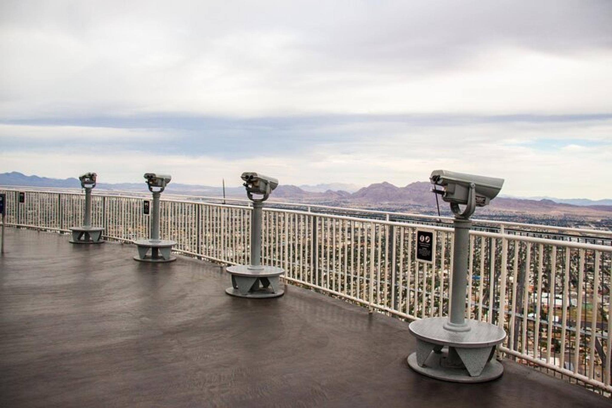 Las Vegas STRAT Observation Deck Tour - Image 4