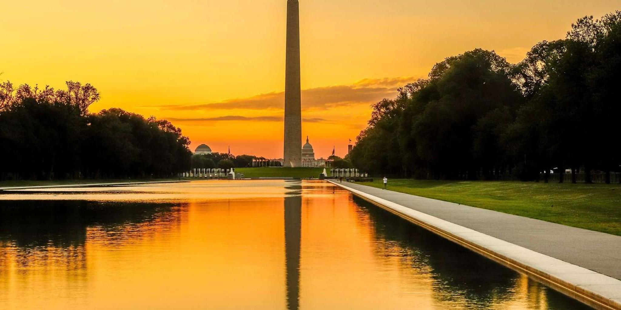 Washington DC Monuments Walking Tour at Sunset - Image 6
