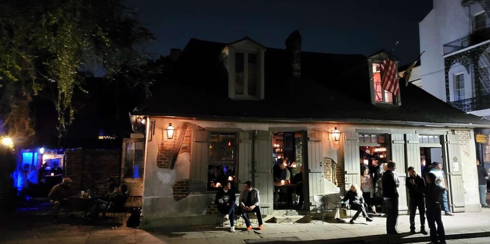 New Orleans Ghost and Vampire Walking Tour - Image 5