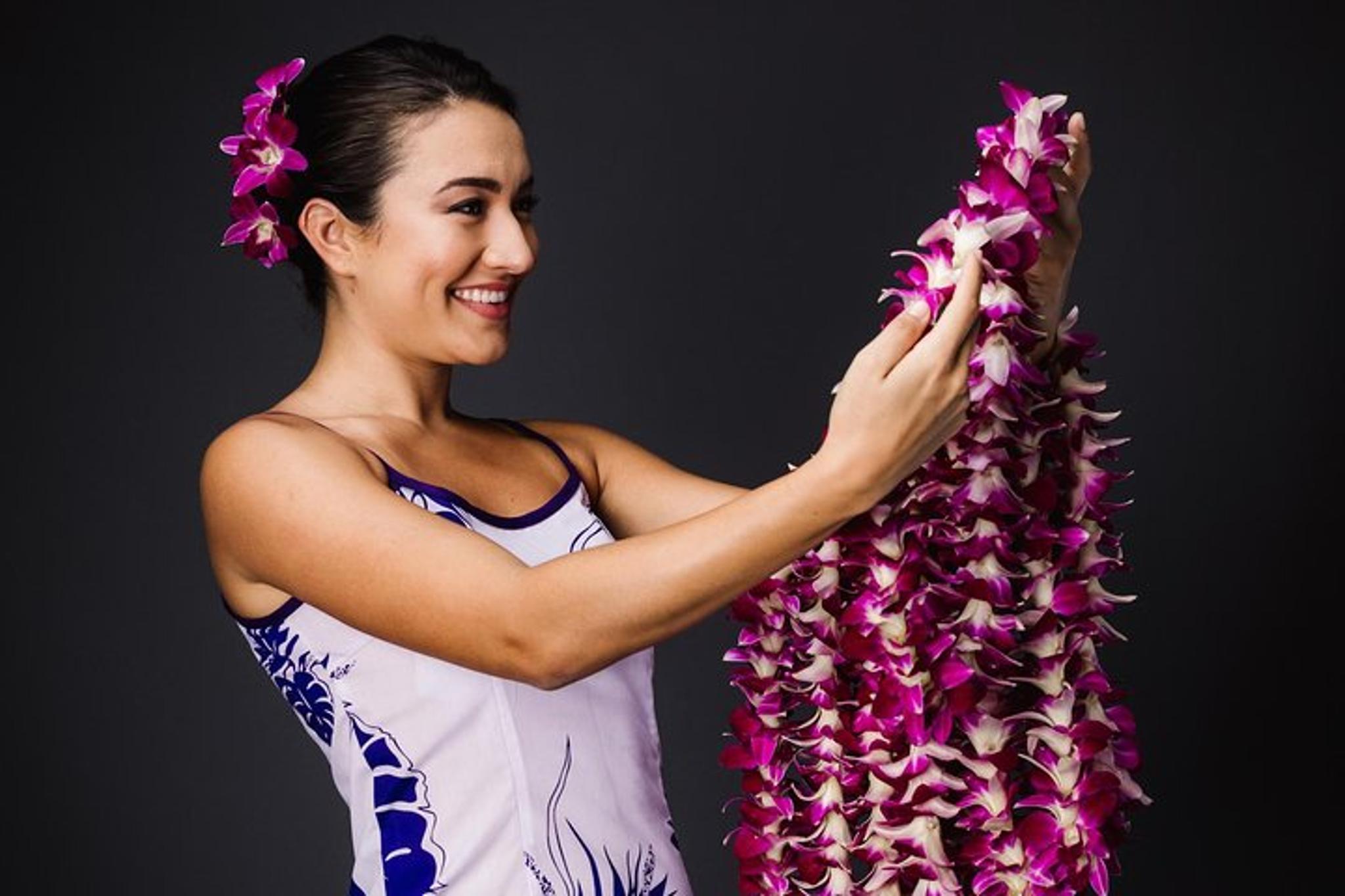 Maui Airport Candy Lei Greeting - Image 2