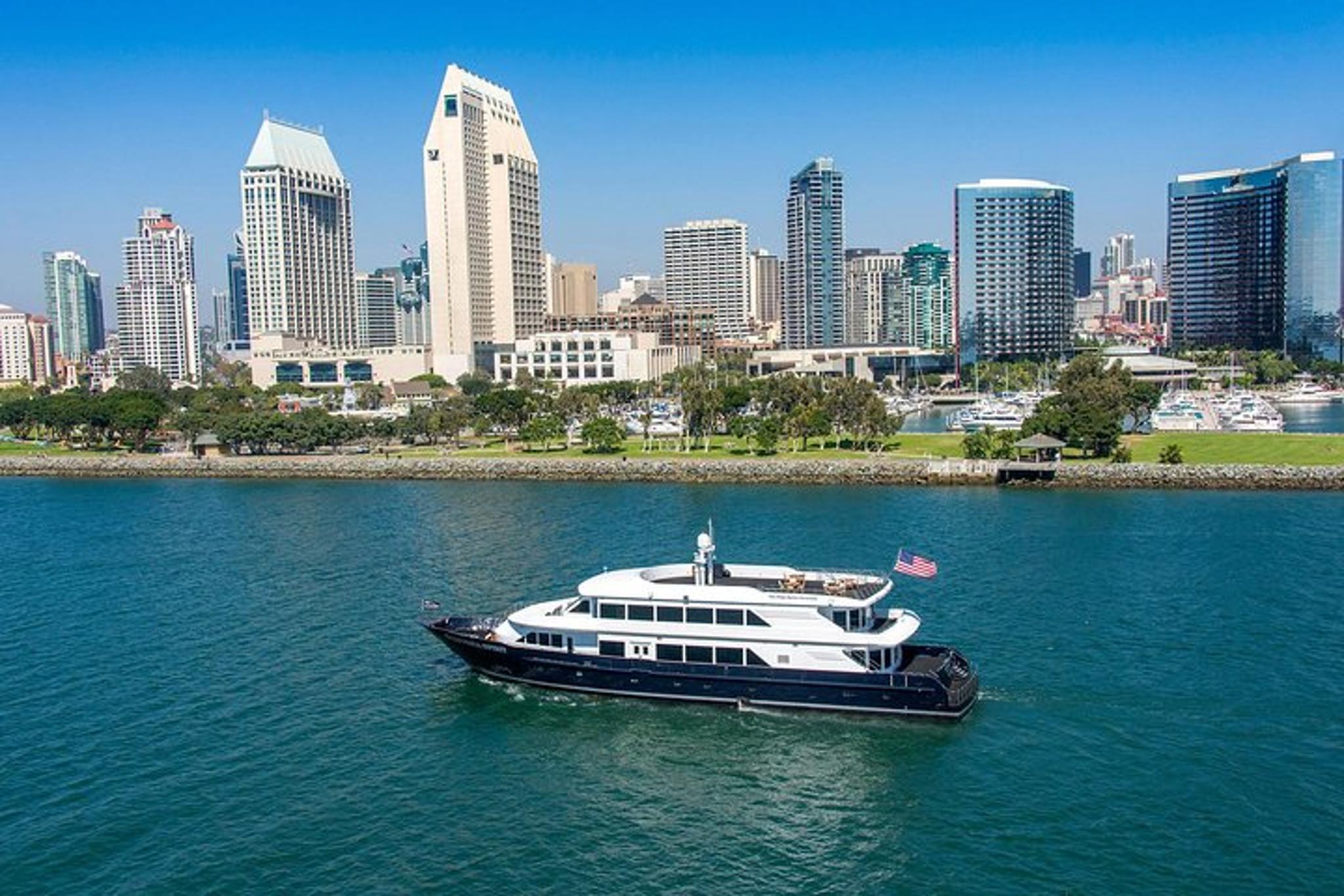 San Diego Harbor Dinner Cruise - Image 4