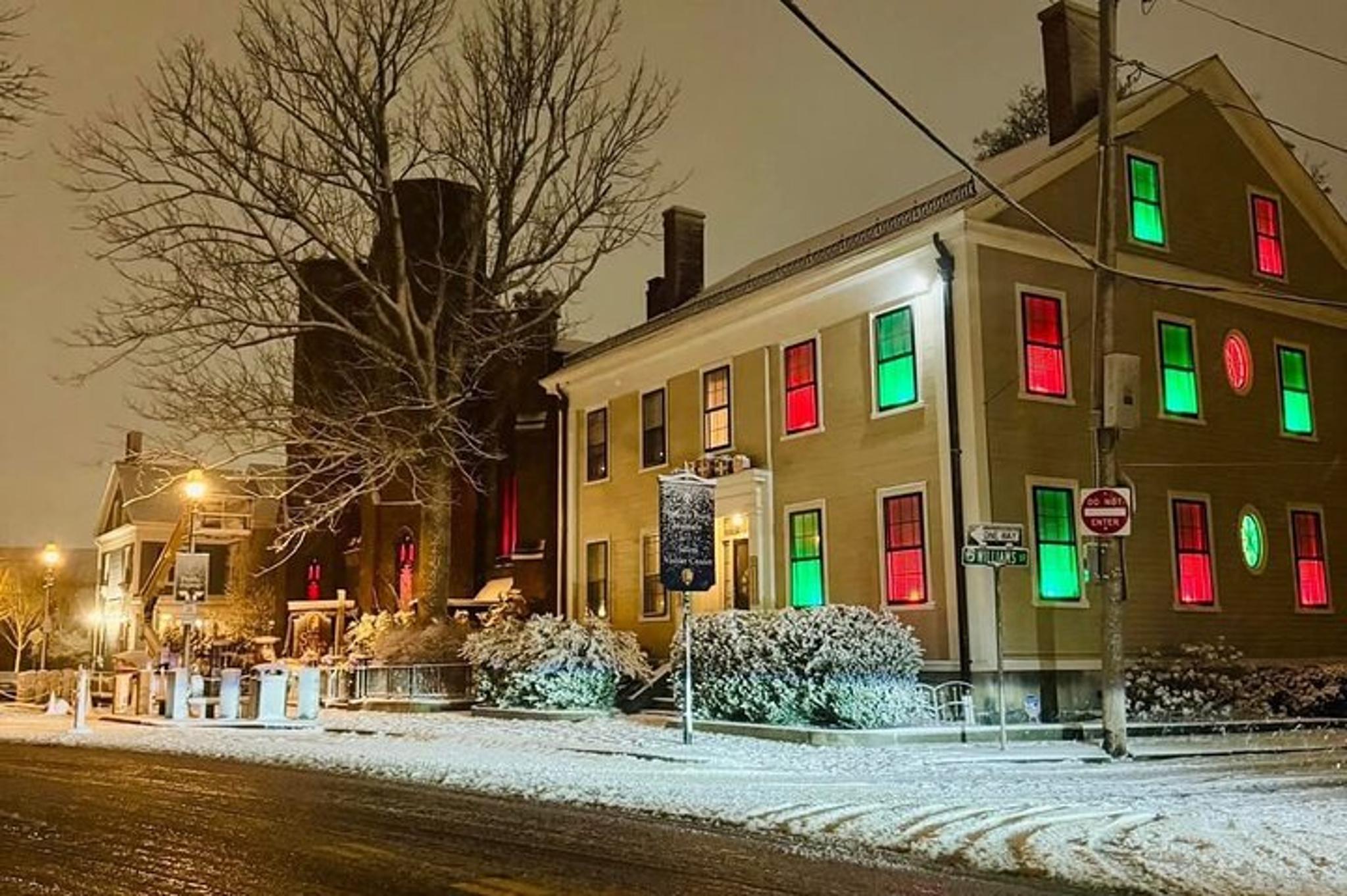 Salem Haunted Holiday Stroll - Image 5